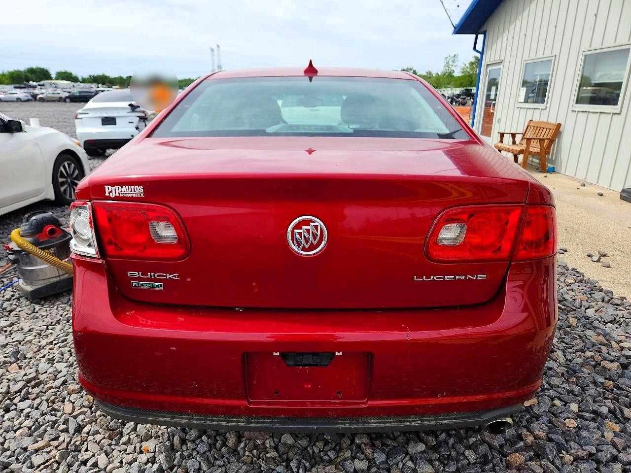 2011 Buick Lucerne Cx Red vin: 1G4HA5EM2BU110001