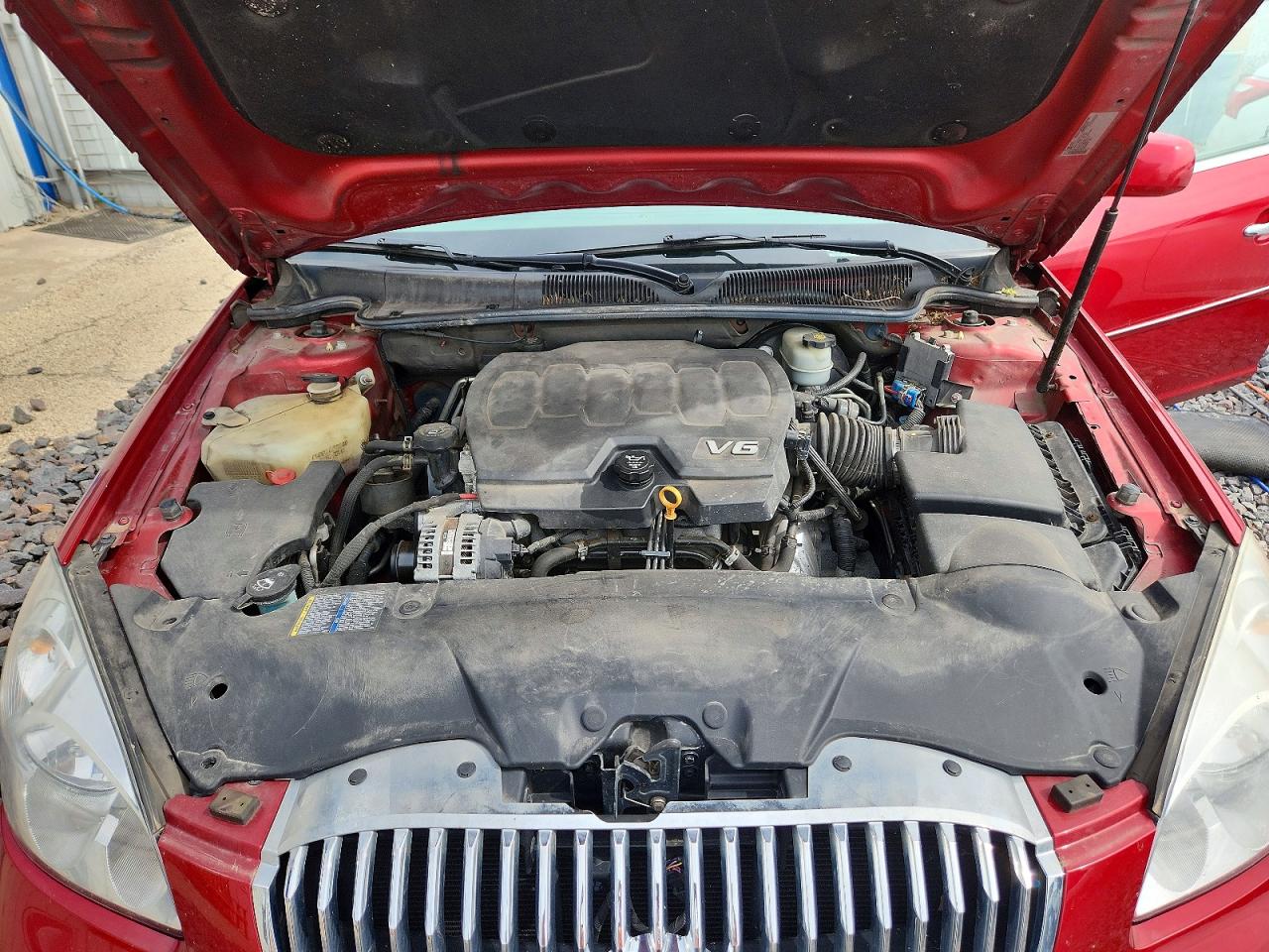 2011 Buick Lucerne Cx Red vin: 1G4HA5EM2BU110001
