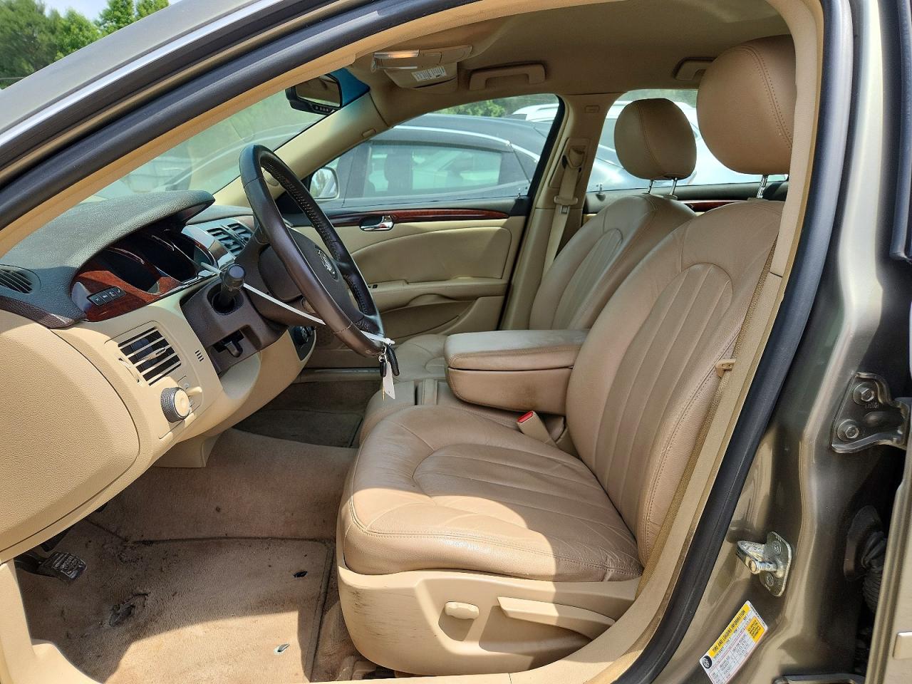2010 Buick Lucerne Cx Two Tone vin: 1G4HA5EM3AU117862
