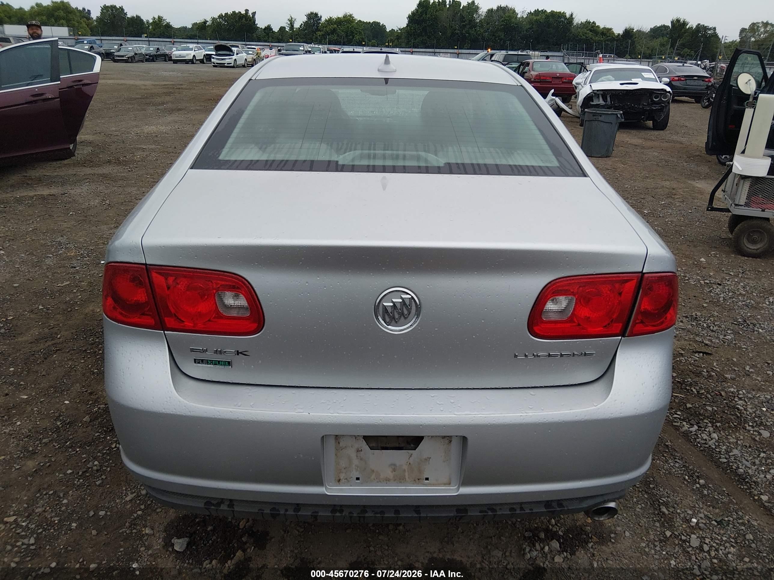 2010 Buick Lucerne Cx Silver vin: 1G4HA5EM3AU136508