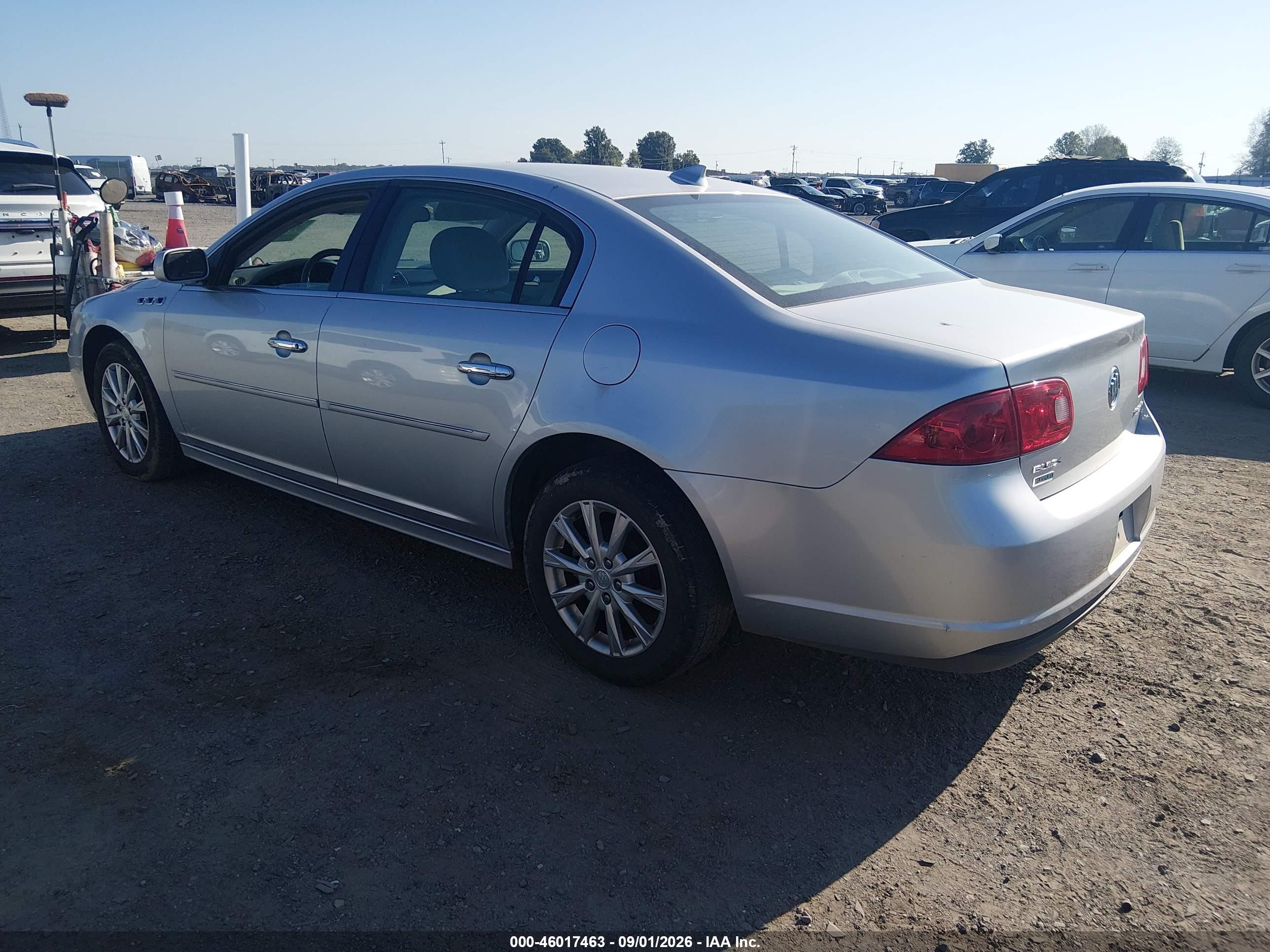 2010 Buick Lucerne Cx Silver vin: 1G4HA5EM3AU136508