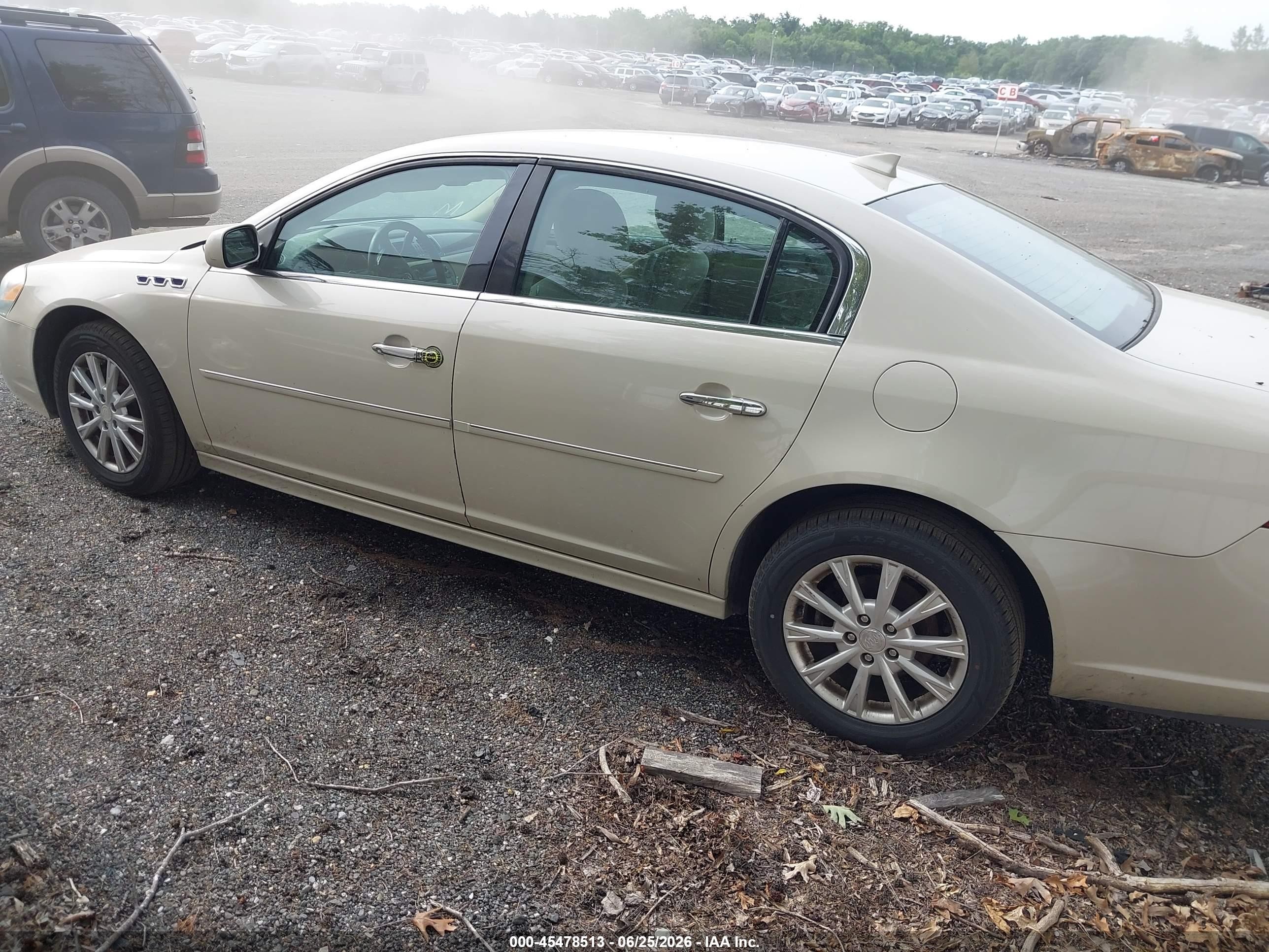 2011 Buick Lucerne Cx Beige vin: 1G4HA5EM4BU143310