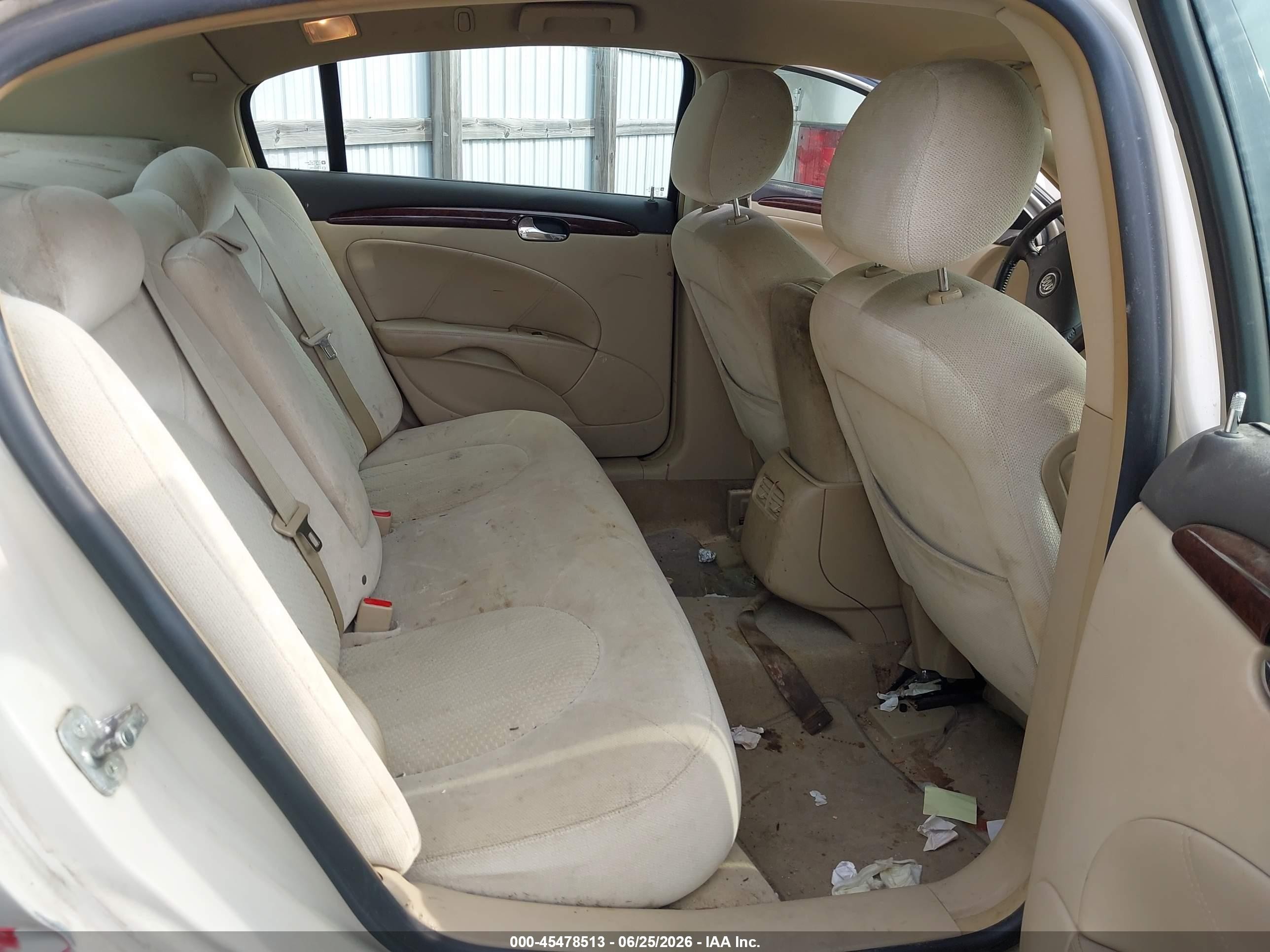 2011 Buick Lucerne Cx Beige vin: 1G4HA5EM4BU143310