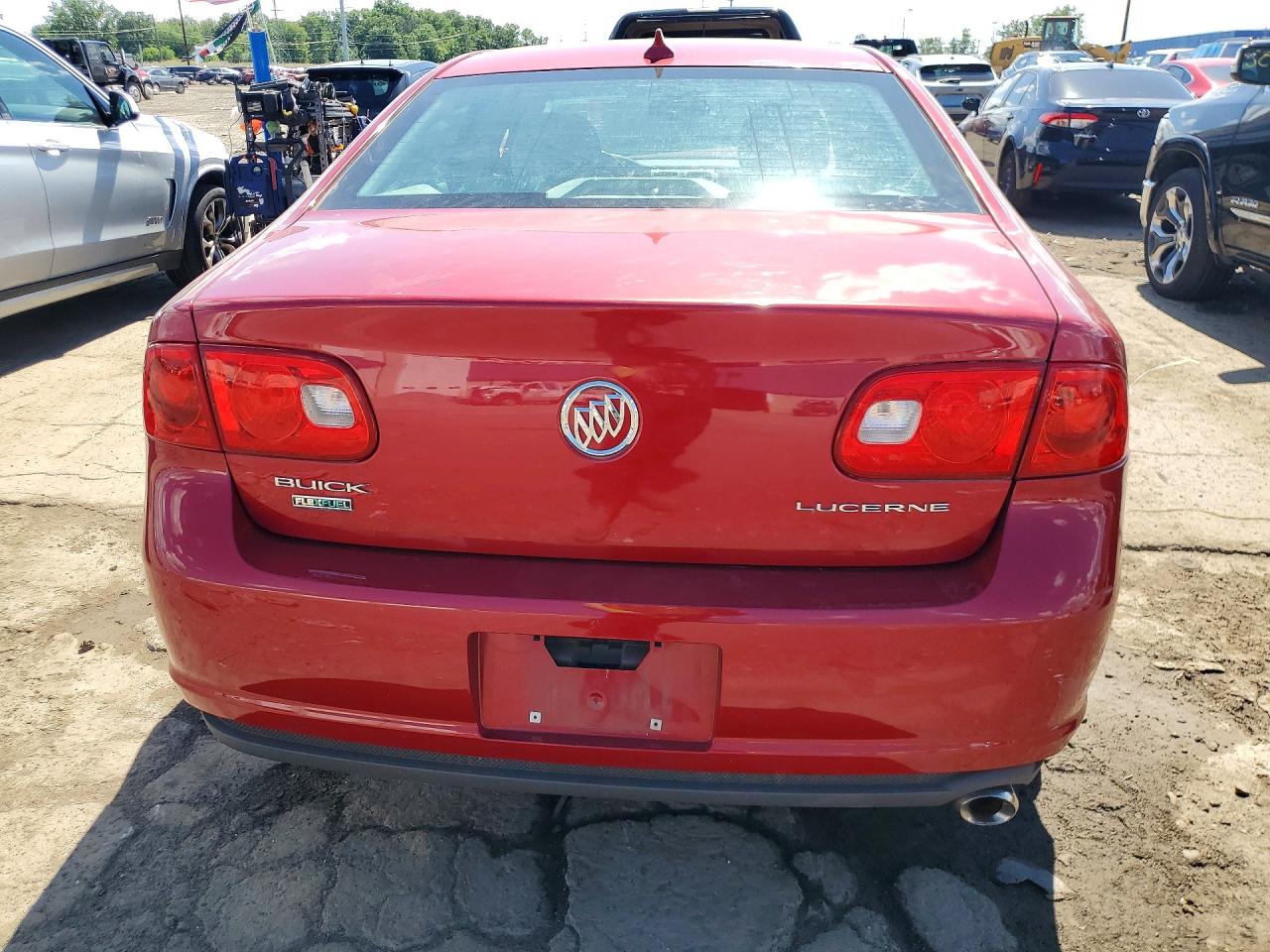 2010 Buick Lucerne Cx Red vin: 1G4HA5EM5AU136431