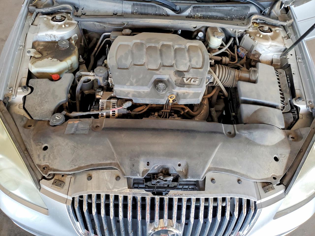 2011 Buick Lucerne Cx Silver vin: 1G4HA5EM5BU145227