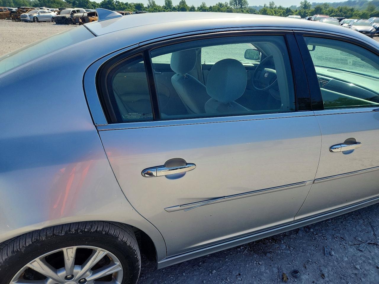 2010 Buick Lucerne Cx Silver vin: 1G4HA5EM6AU110615