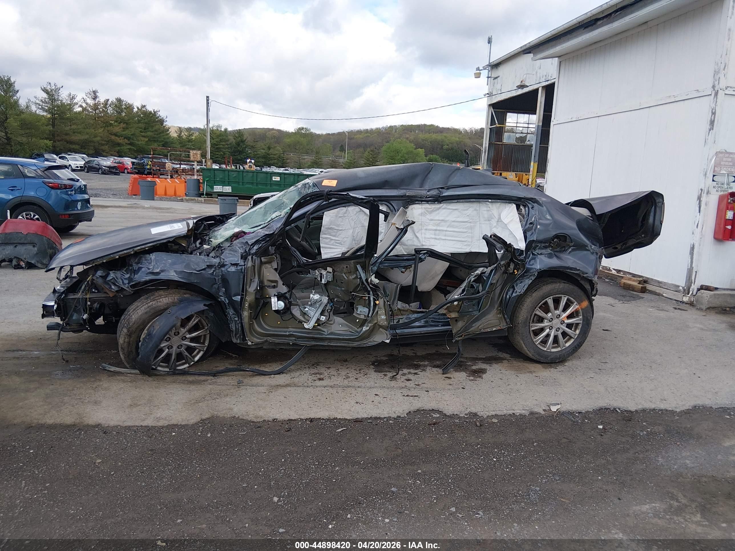 2010 Buick Lucerne Cx Серый vin: 1G4HA5EM7AU125284