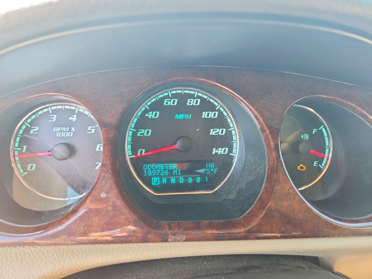 2011 Buick Lucerne Cx Gold vin: 1G4HA5EM8BU125179