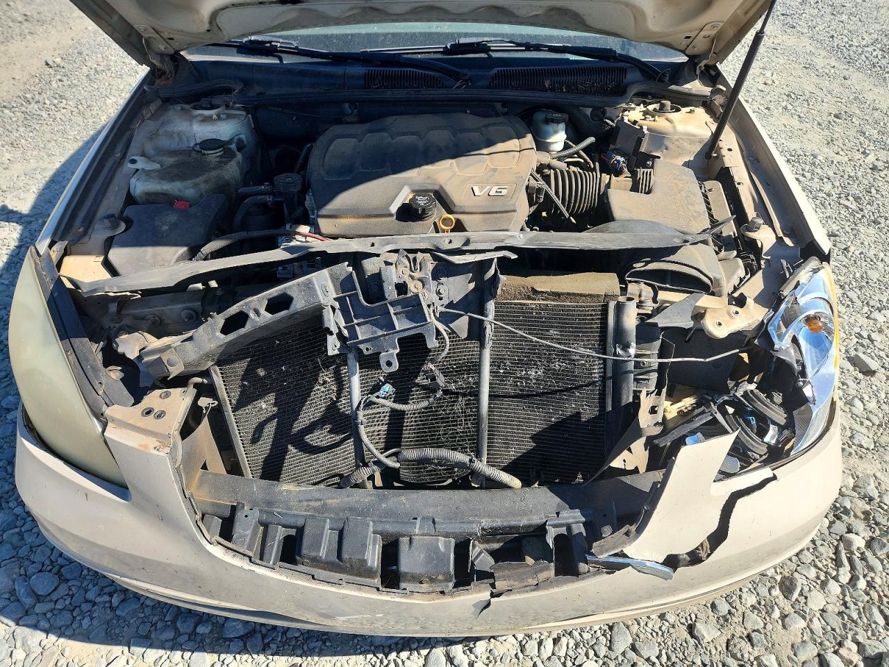 2011 Buick Lucerne Cx Gold vin: 1G4HA5EM8BU125179