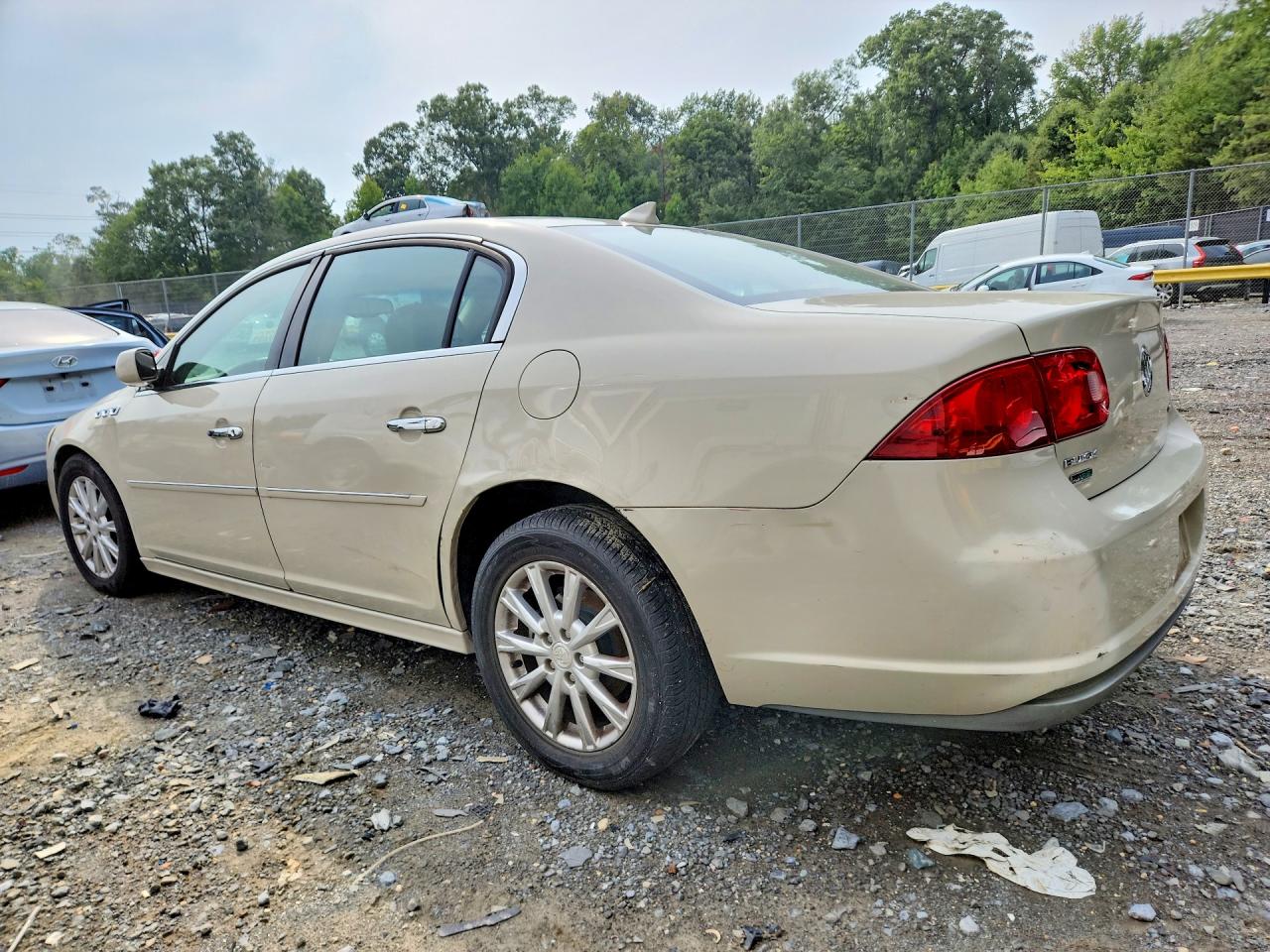 2011 Buick Lucerne Cx Tan vin: 1G4HA5EM9BU116149