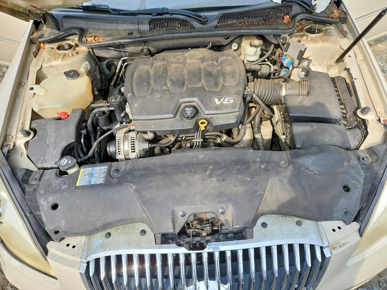 2011 Buick Lucerne Cx Tan vin: 1G4HA5EM9BU116149