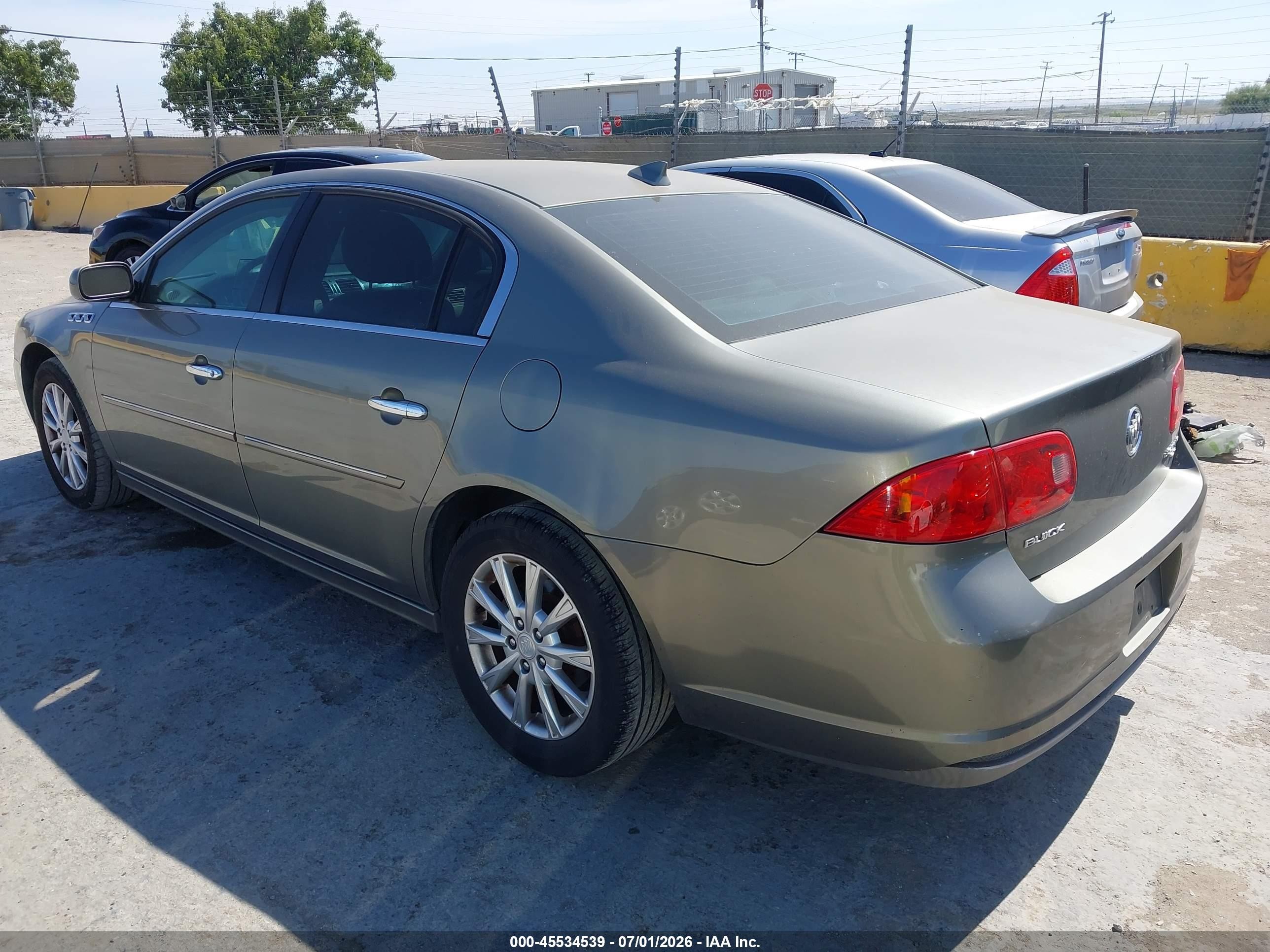 2010 Buick Lucerne Cxl Золотой vin: 1G4HC5E10AU133100