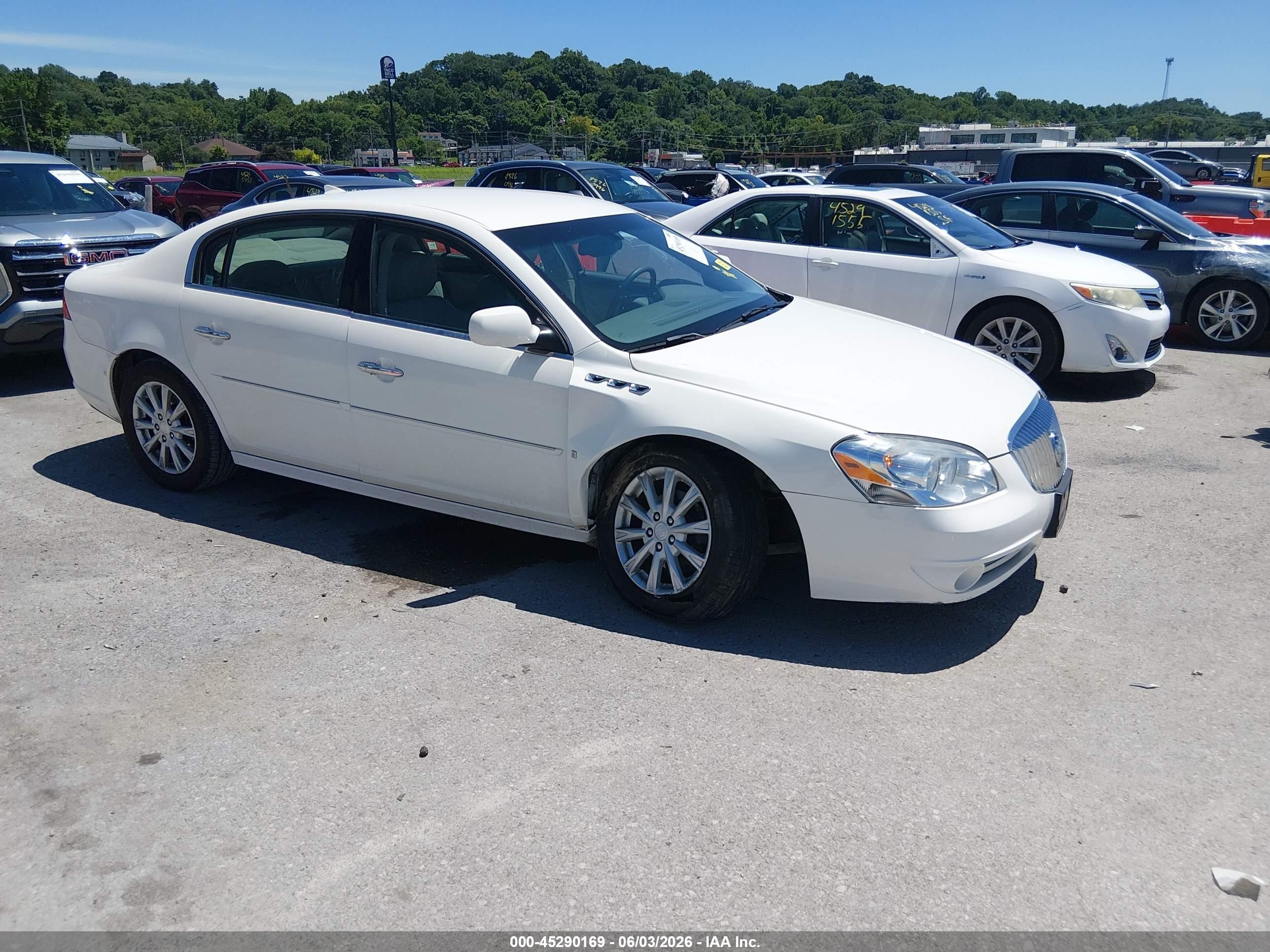 2010 Buick Lucerne Cxl White vin: 1G4HC5E17AU102846