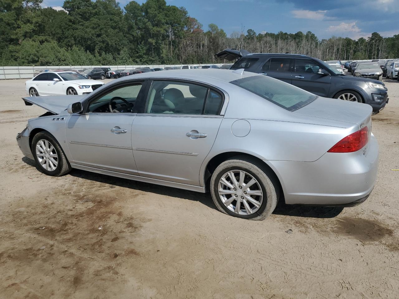 2010 Buick Lucerne Cxl Серебряный vin: 1G4HC5EM0AU102651