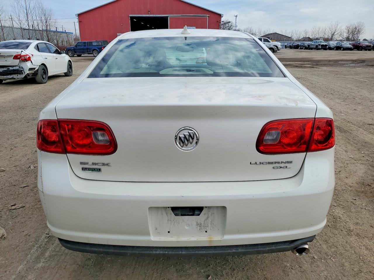 2010 Buick Lucerne Cxl White vin: 1G4HC5EM0AU117294