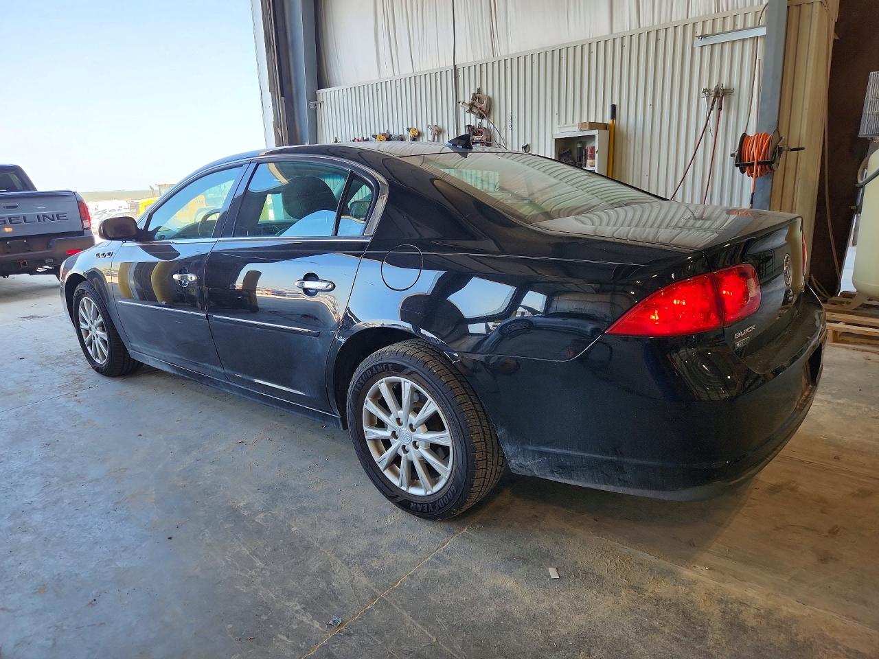 2011 Buick Lucerne Cxl Black vin: 1G4HC5EM0BU148577