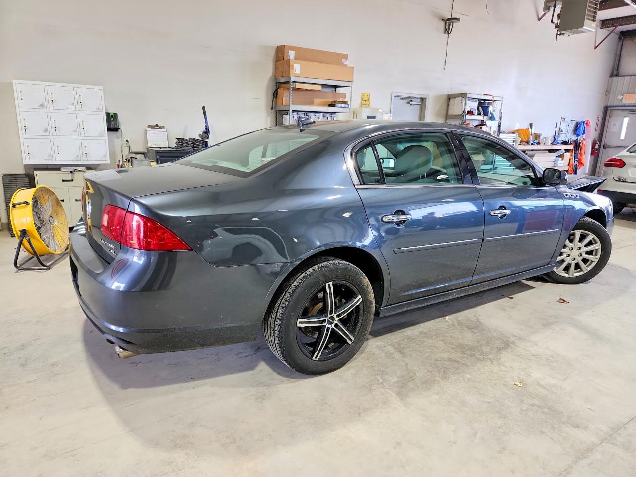 2011 Buick Lucerne Cxl Серый vin: 1G4HC5EM0BU150247