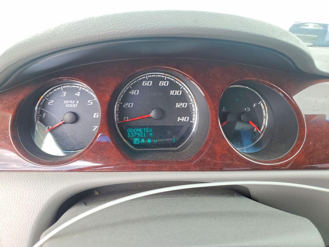 2010 Buick Lucerne Cxl Silver vin: 1G4HC5EM2AU122545