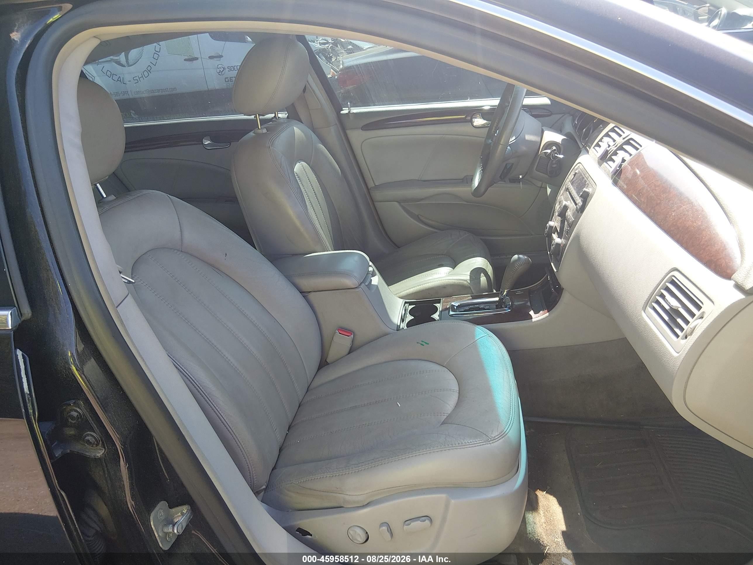 2011 Buick Lucerne Cxl Black vin: 1G4HC5EM2BU106704