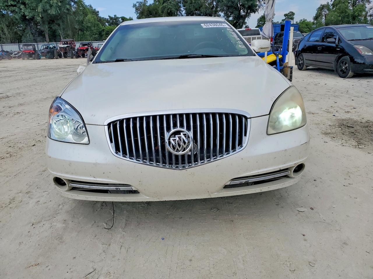 2011 Buick Lucerne Cxl White vin: 1G4HC5EM2BU120179