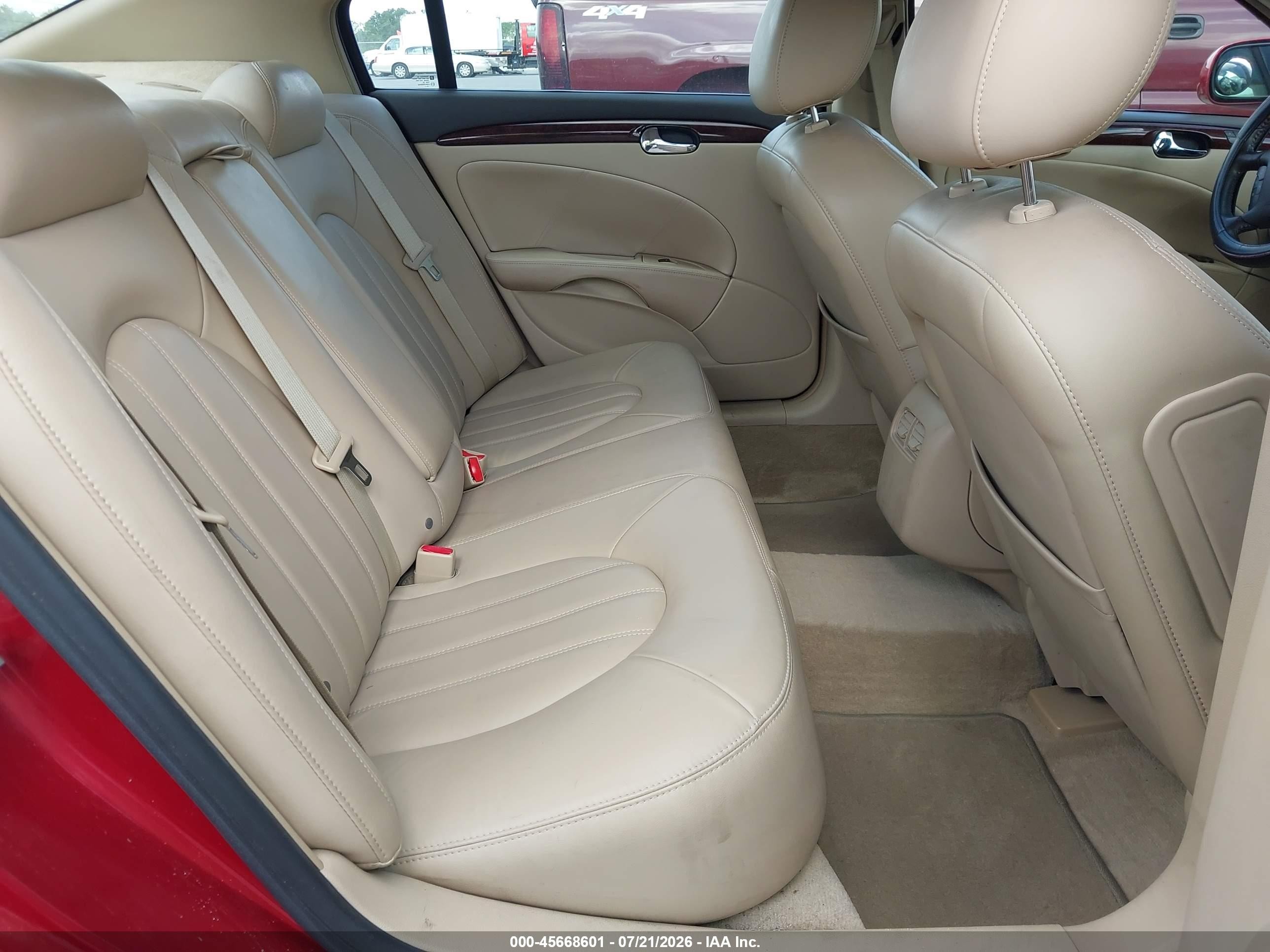 2011 Buick Lucerne Cxl Red vin: 1G4HC5EM2BU137080