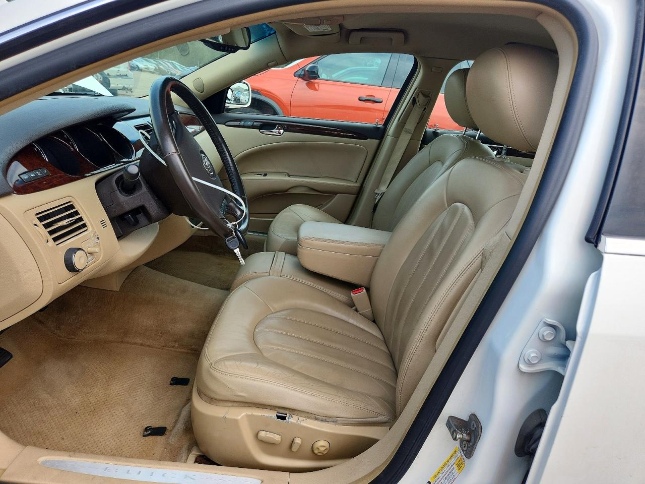 2011 Buick Lucerne Cxl White vin: 1G4HC5EM2BU142862