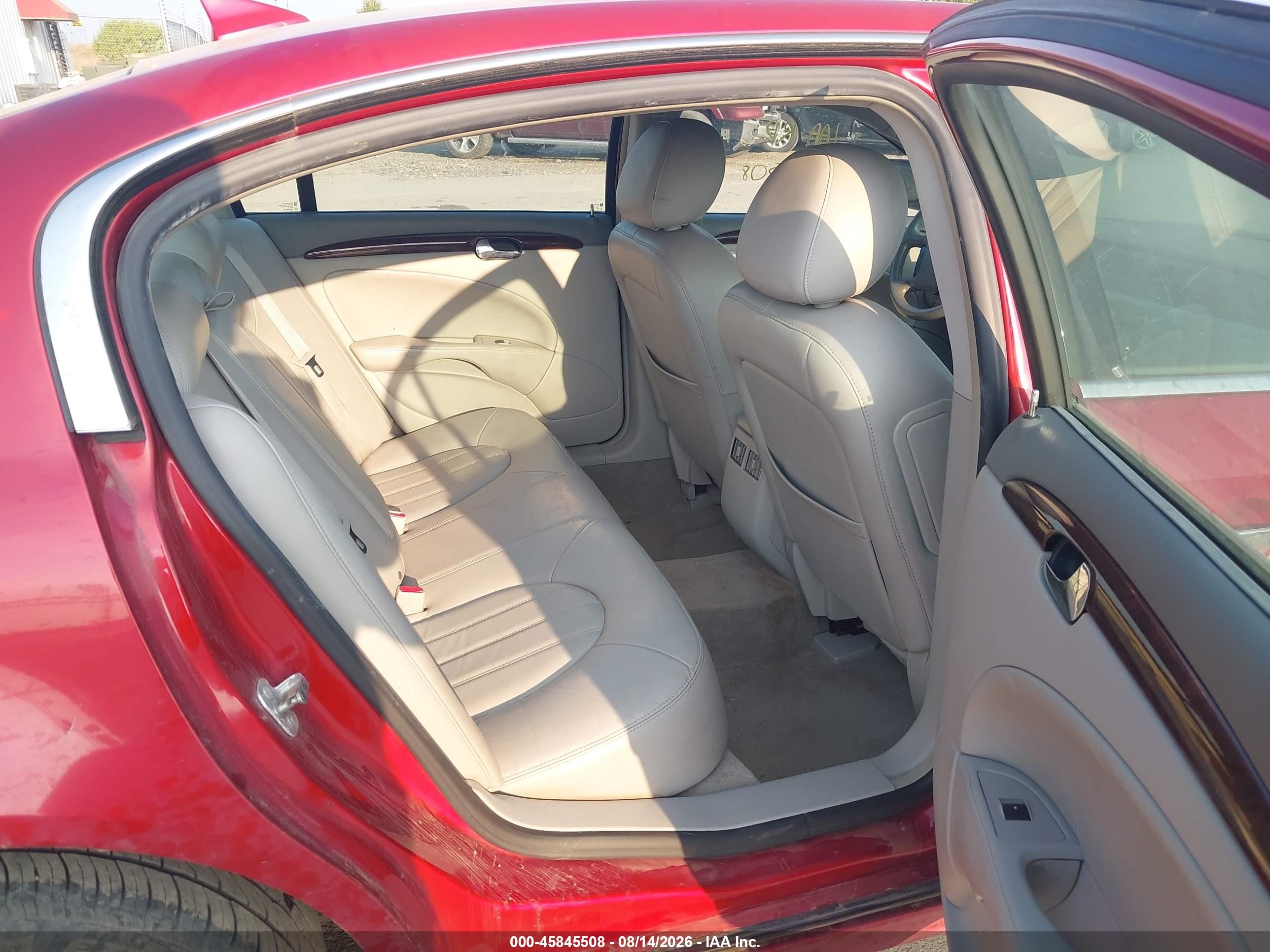2011 Buick Lucerne Cxl Red vin: 1G4HC5EM2BU148936