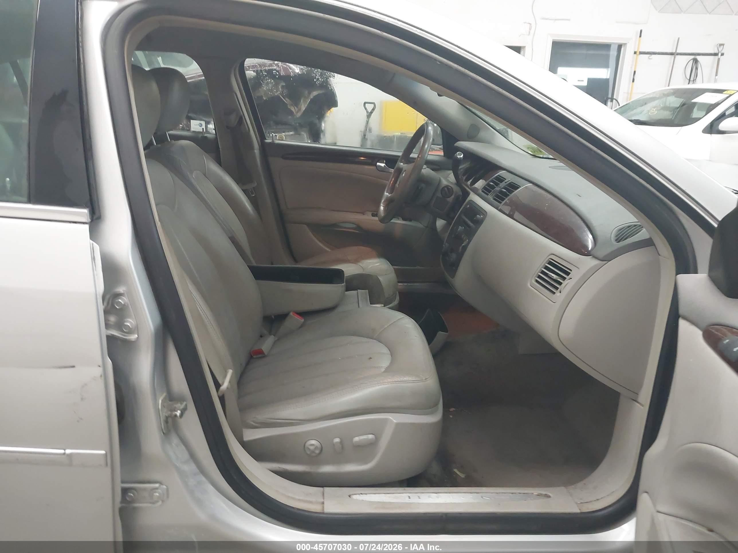 2011 Buick Lucerne Cxl Silver vin: 1G4HC5EM3BU116478
