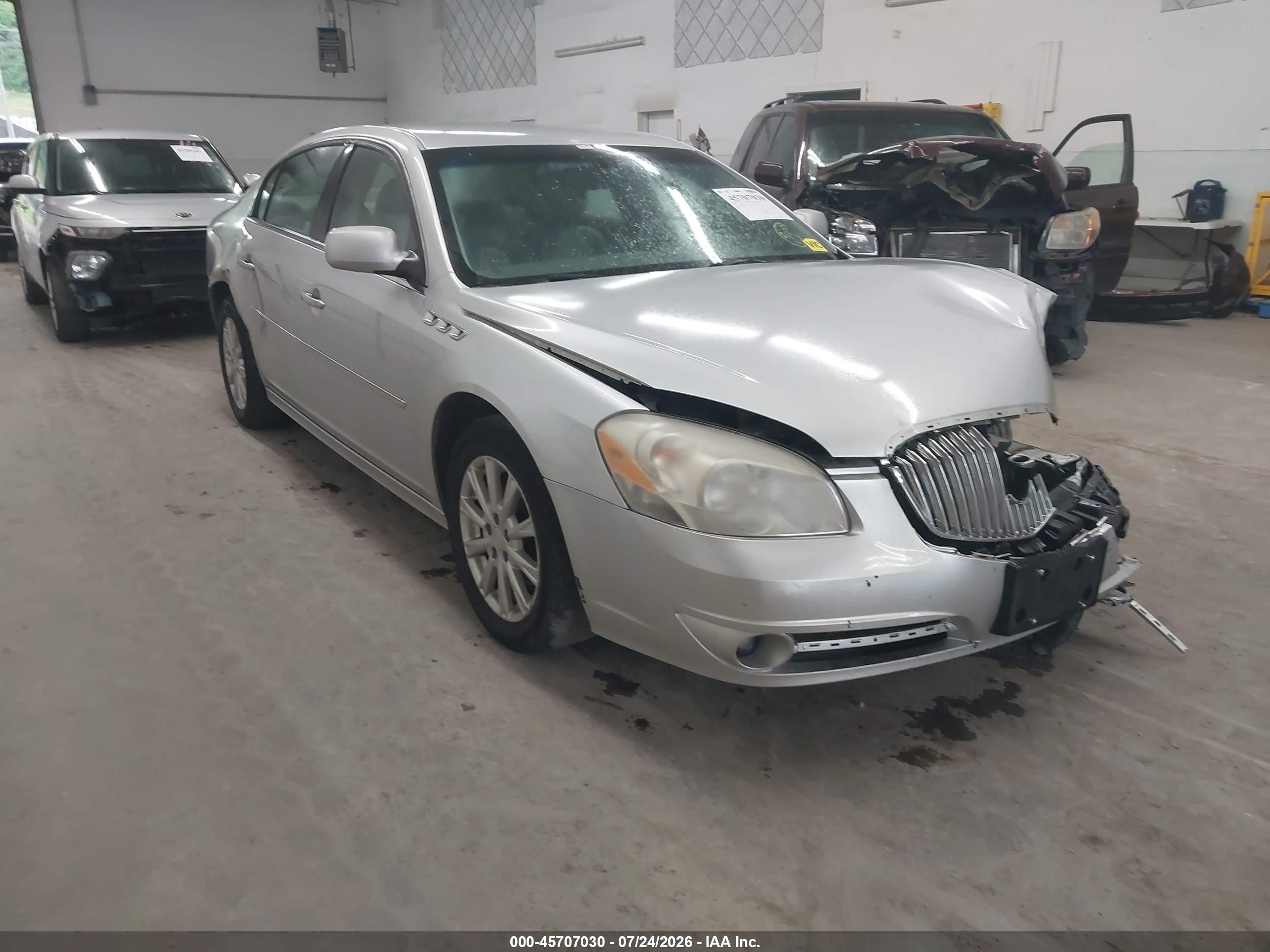 2011 Buick Lucerne Cxl Silver vin: 1G4HC5EM3BU116478