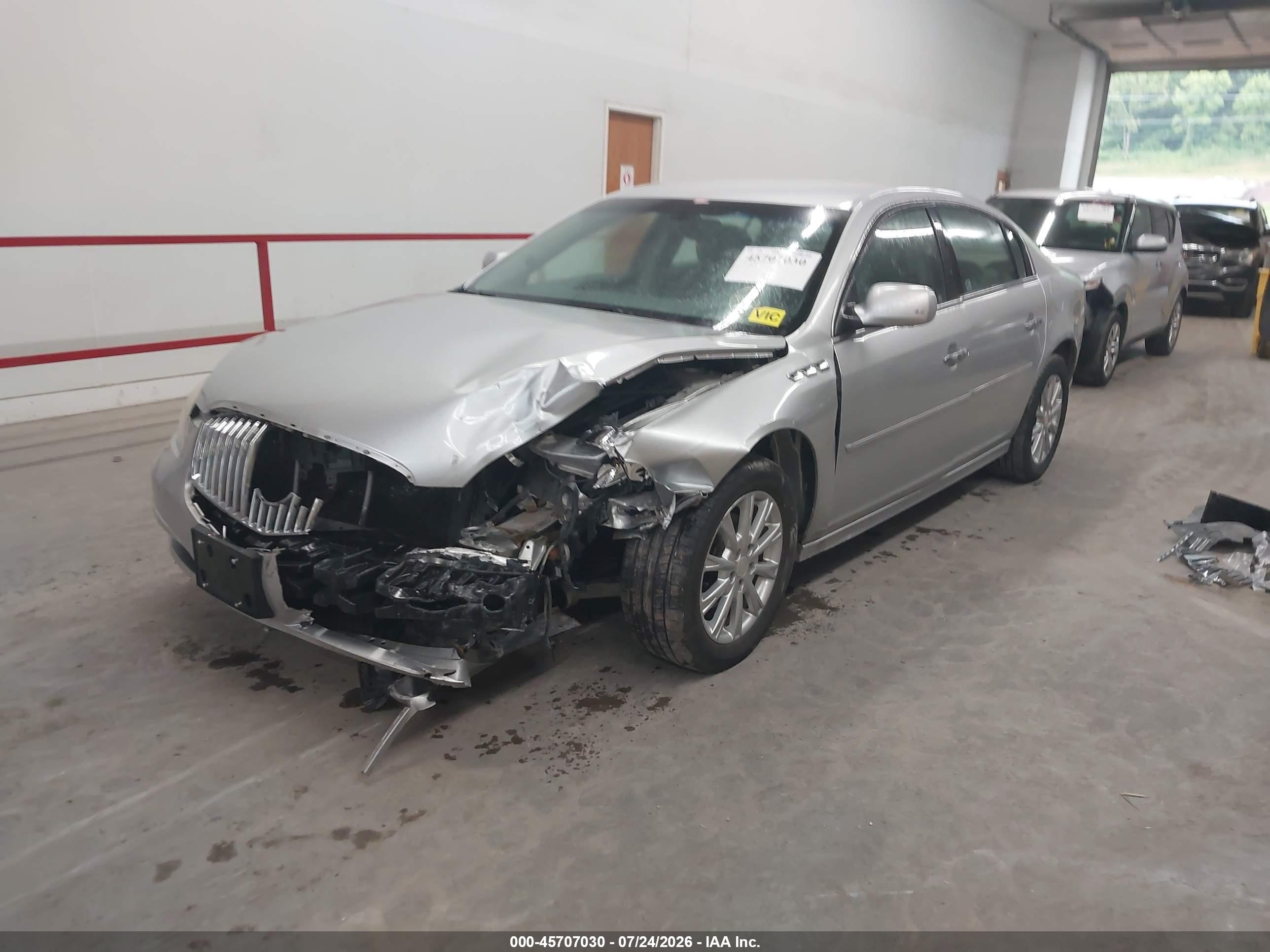 2011 Buick Lucerne Cxl Silver vin: 1G4HC5EM3BU116478
