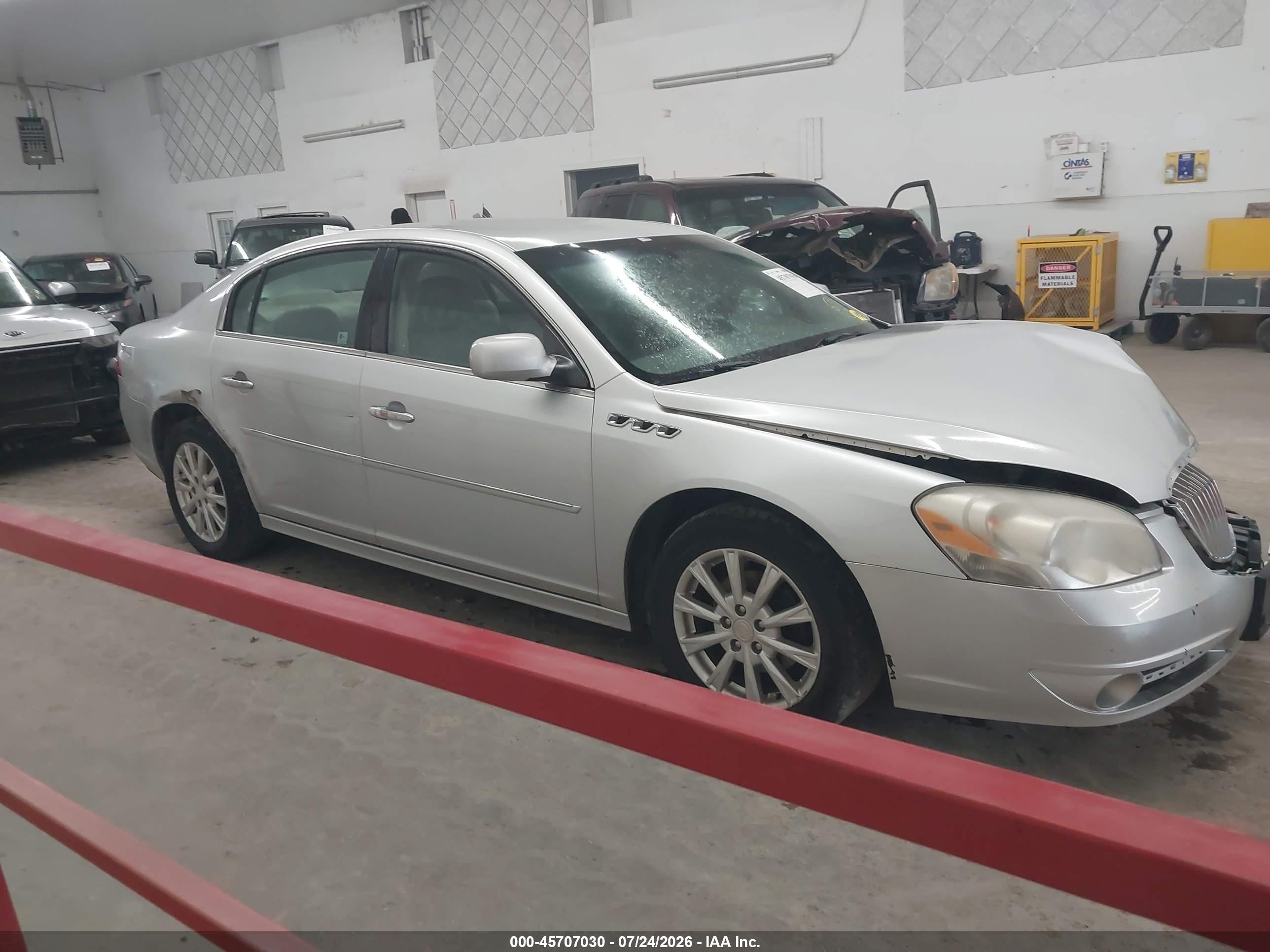 2011 Buick Lucerne Cxl Silver vin: 1G4HC5EM3BU116478
