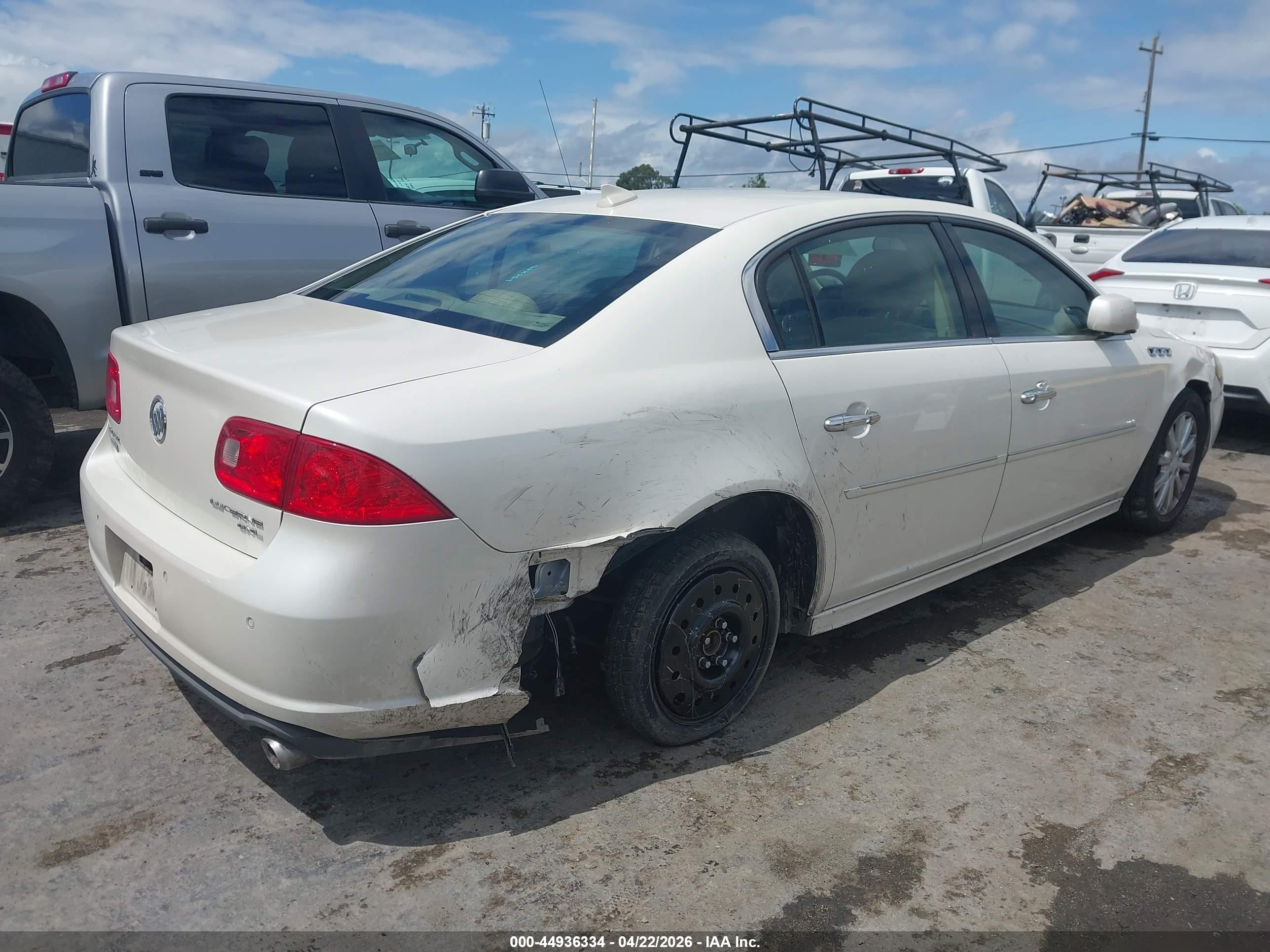 2011 Buick Lucerne Cxl Белый vin: 1G4HC5EM3BU134219