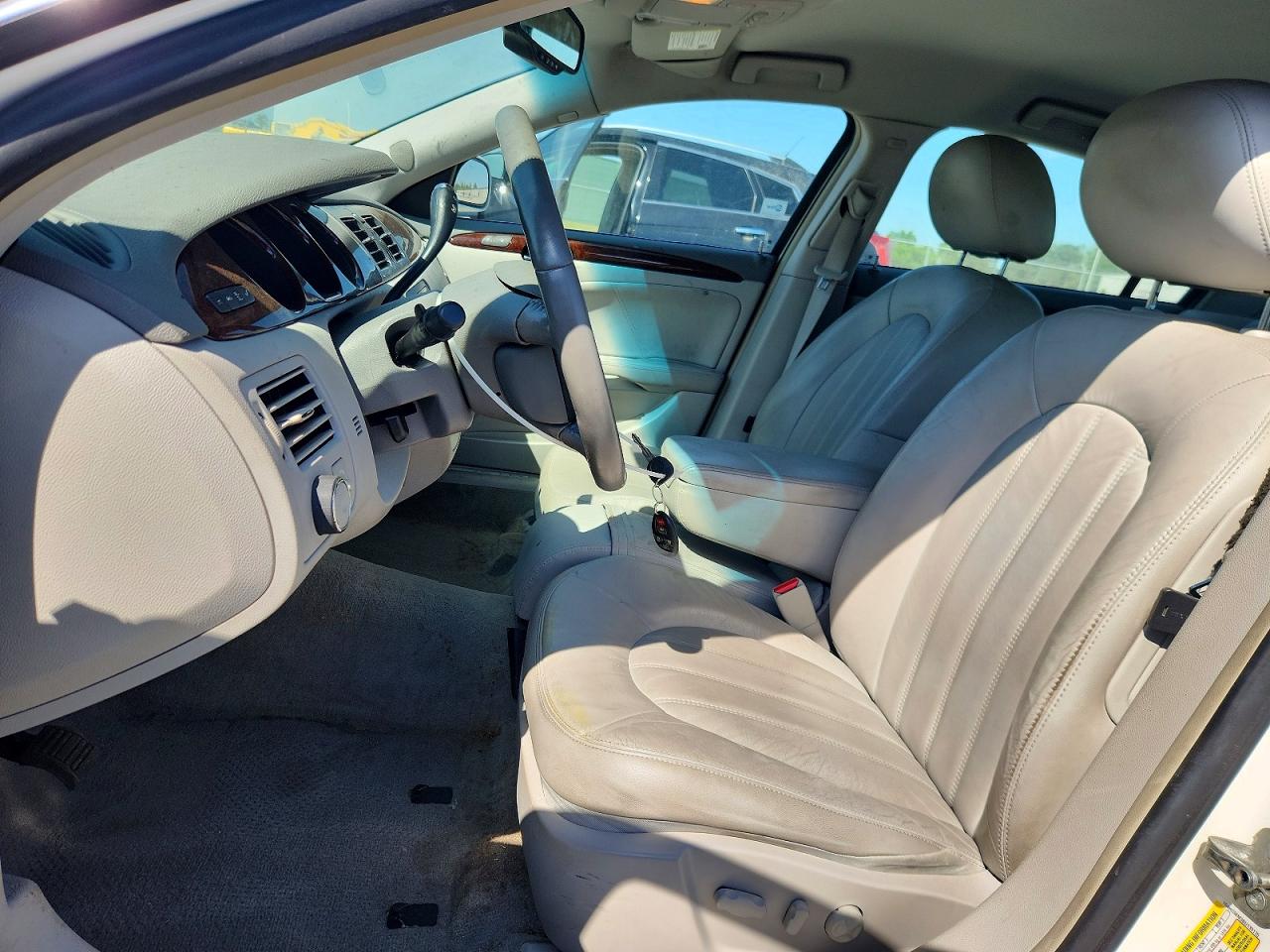 2011 Buick Lucerne Cxl White vin: 1G4HC5EM3BU139176