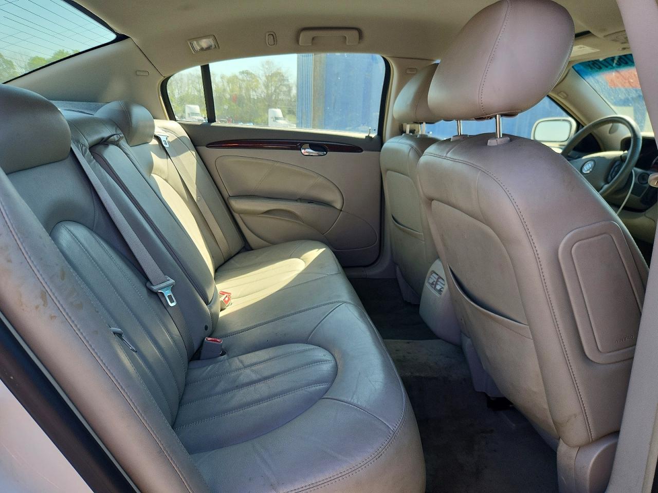 2011 Buick Lucerne Cxl White vin: 1G4HC5EM3BU139176