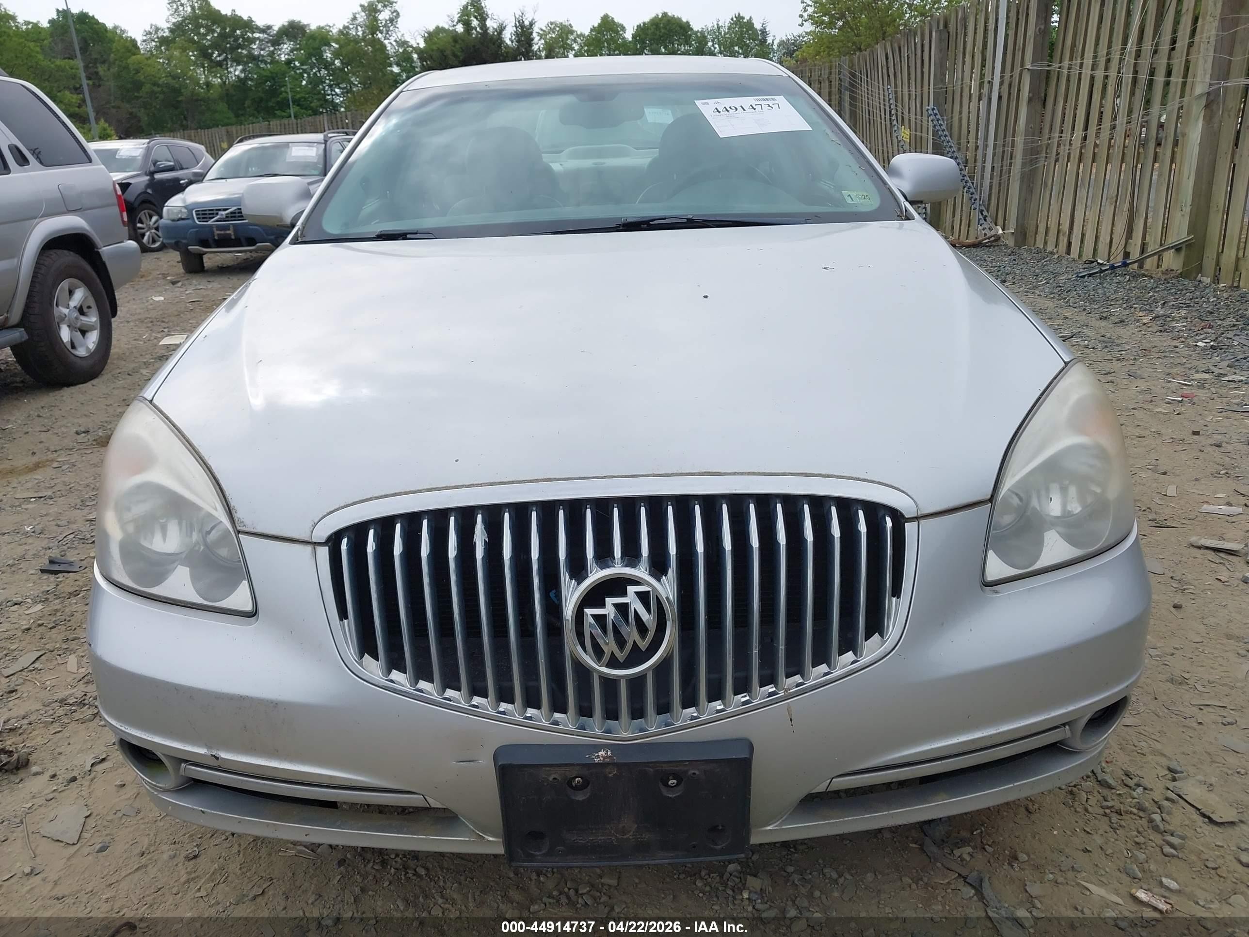2011 Buick Lucerne Cxl Silver vin: 1G4HC5EM5BU101982