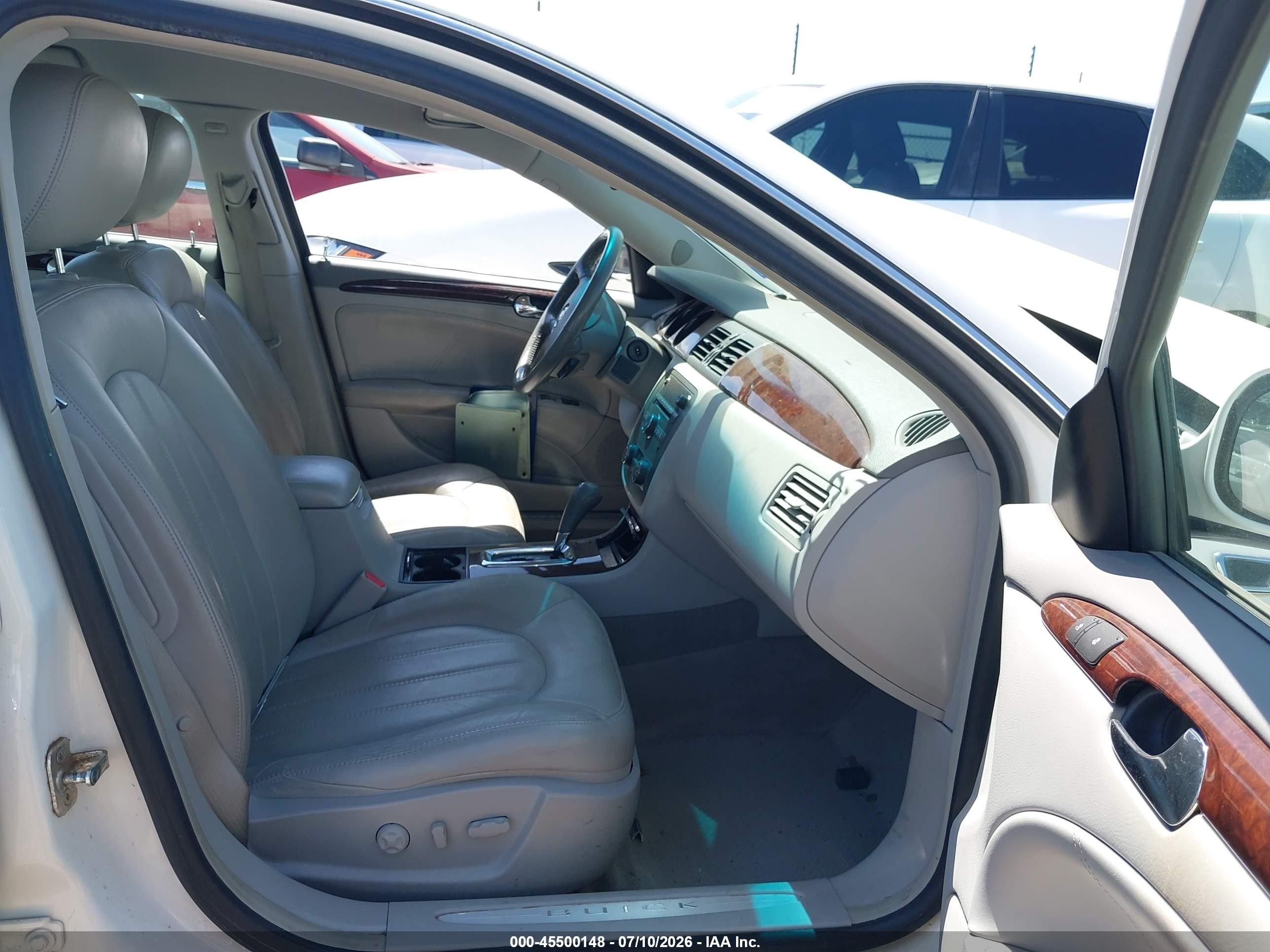 2011 Buick Lucerne Cxl White vin: 1G4HC5EM5BU110164