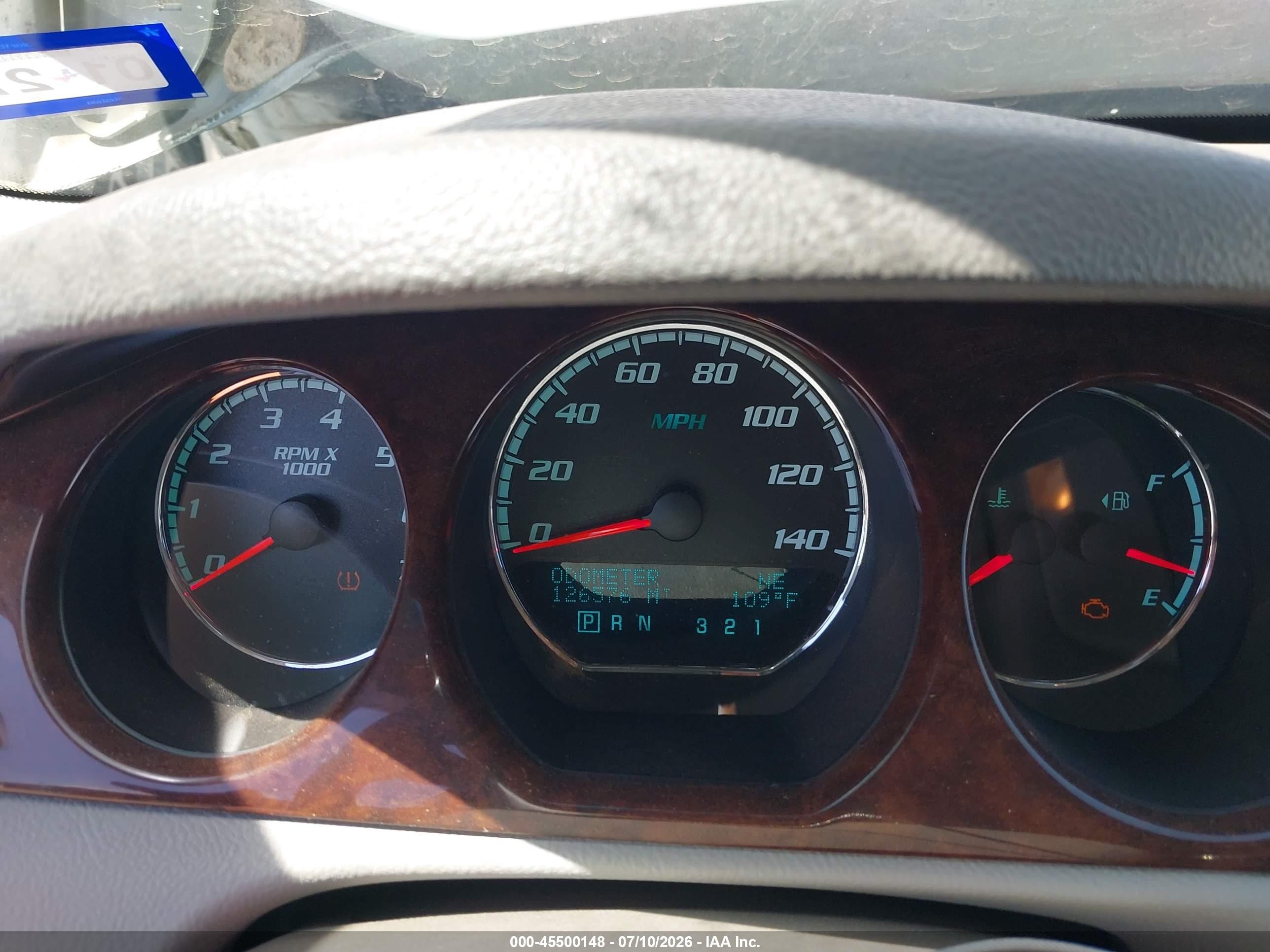 2011 Buick Lucerne Cxl White vin: 1G4HC5EM5BU110164