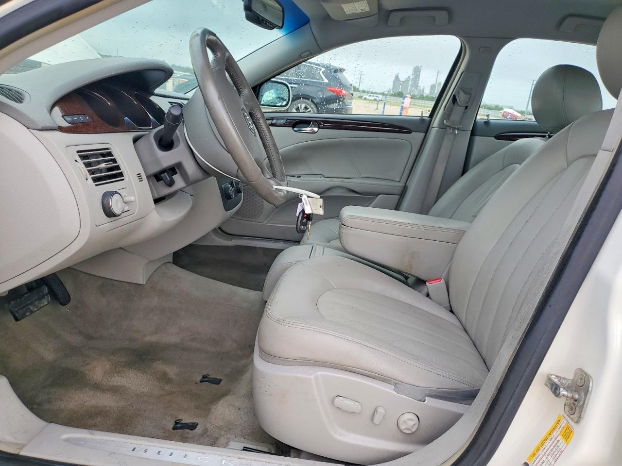 2011 Buick Lucerne Cxl White vin: 1G4HC5EM6BU152374
