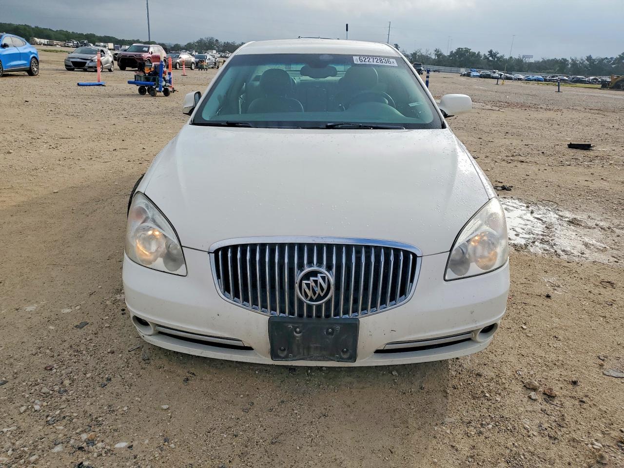 2011 Buick Lucerne Cxl White vin: 1G4HC5EM6BU152374
