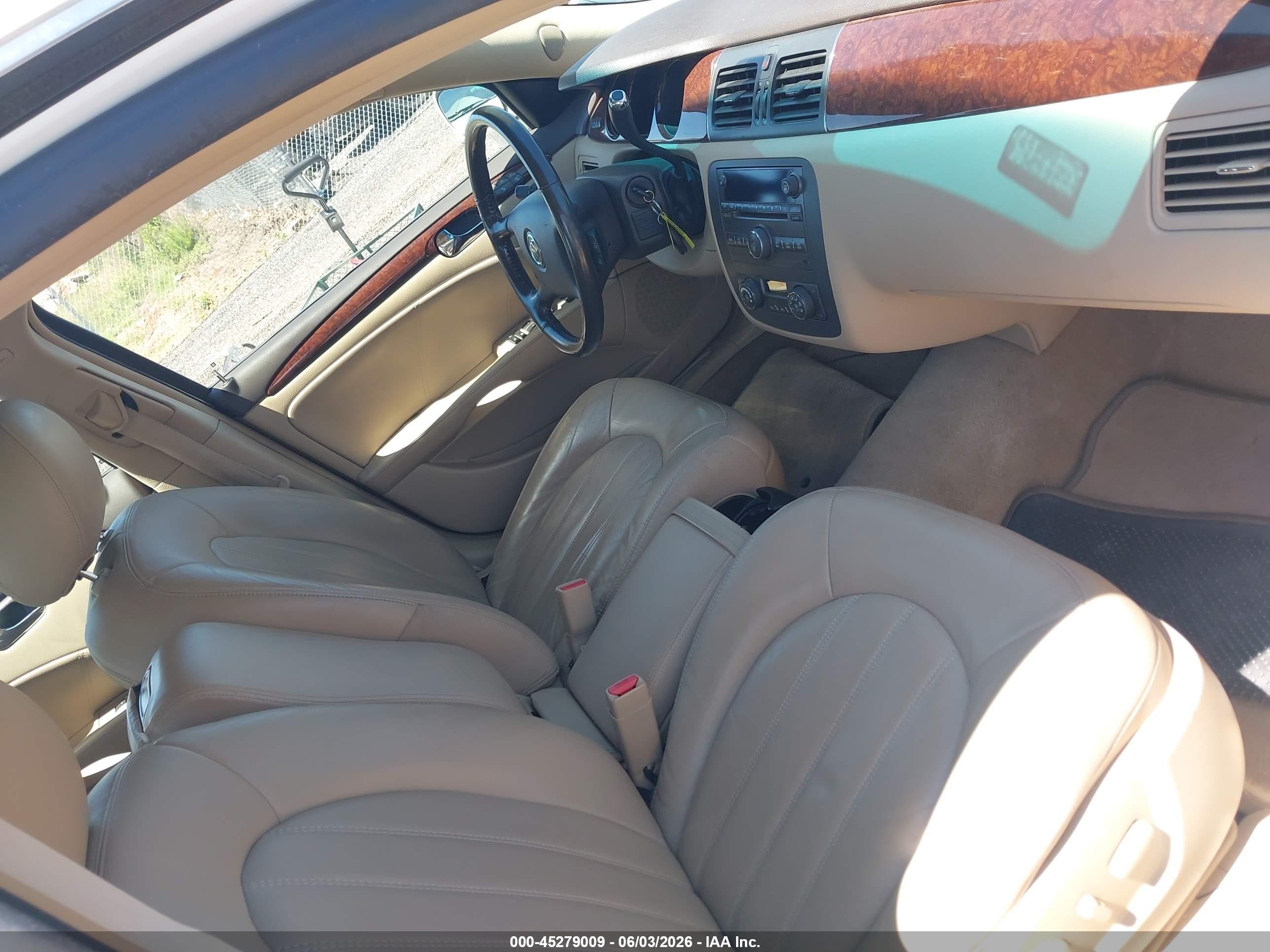 2011 Buick Lucerne Cxl White vin: 1G4HC5EM6BU152651