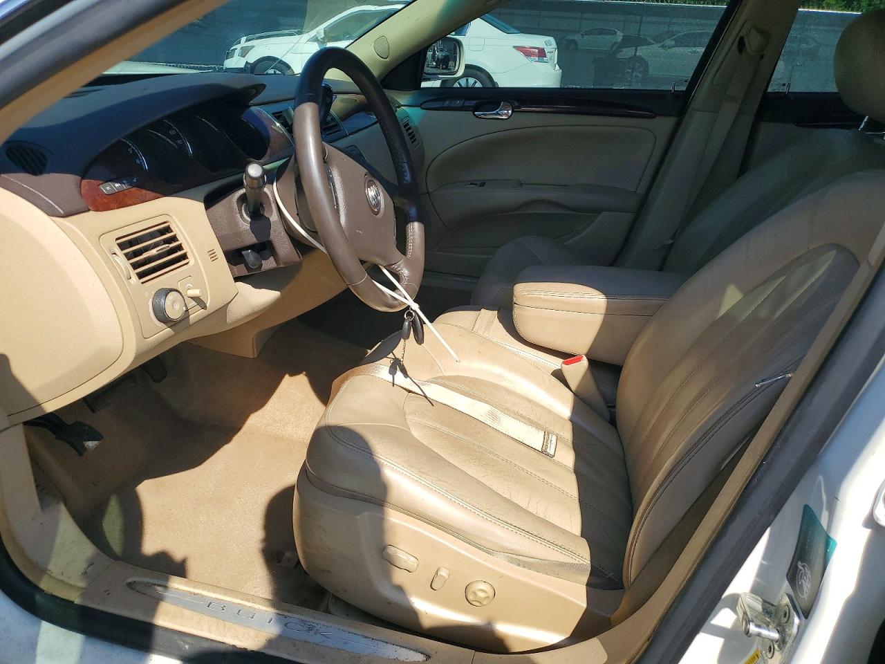 2011 Buick Lucerne Cxl White vin: 1G4HC5EM7BU114474