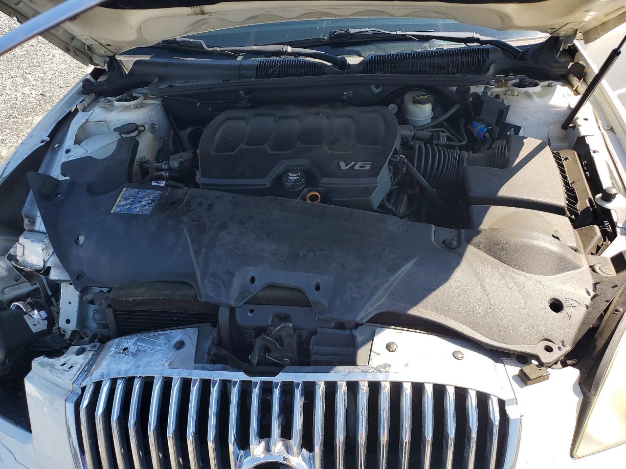 2011 Buick Lucerne Cxl White vin: 1G4HC5EM7BU114474
