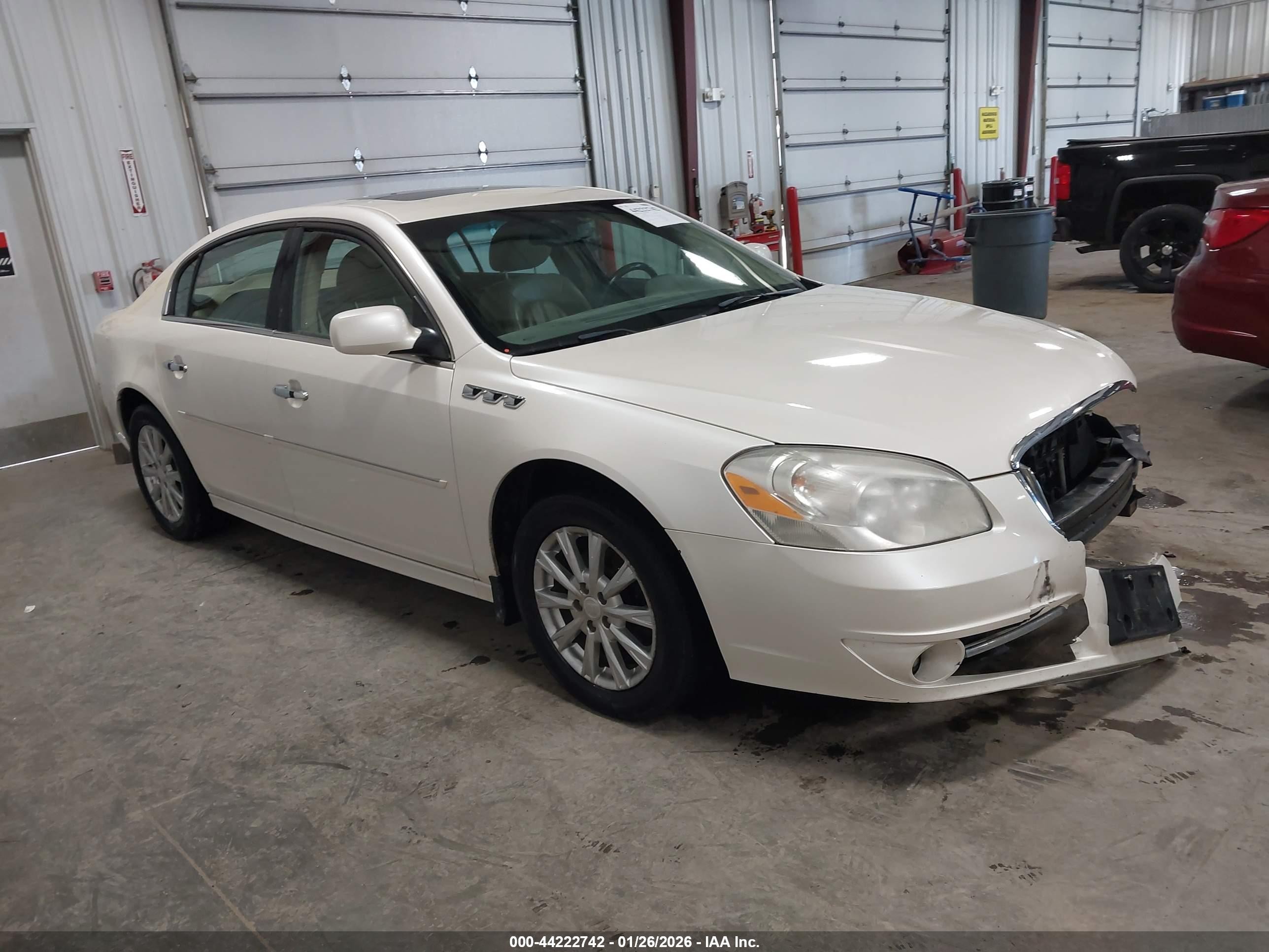2011 Buick Lucerne Cxl White vin: 1G4HC5EM7BU123126