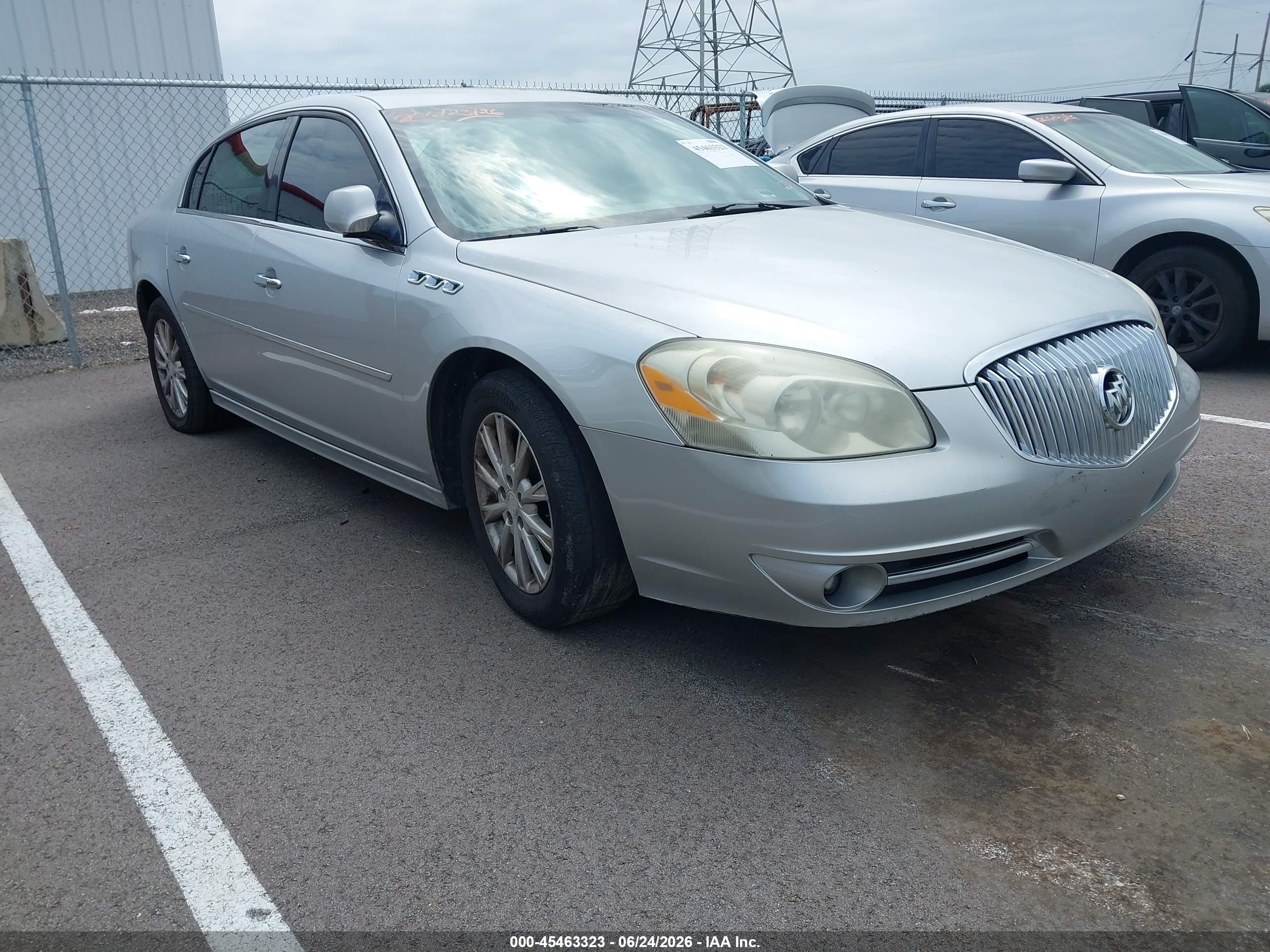 2010 Buick Lucerne Cxl Silver vin: 1G4HC5EM8AU131282