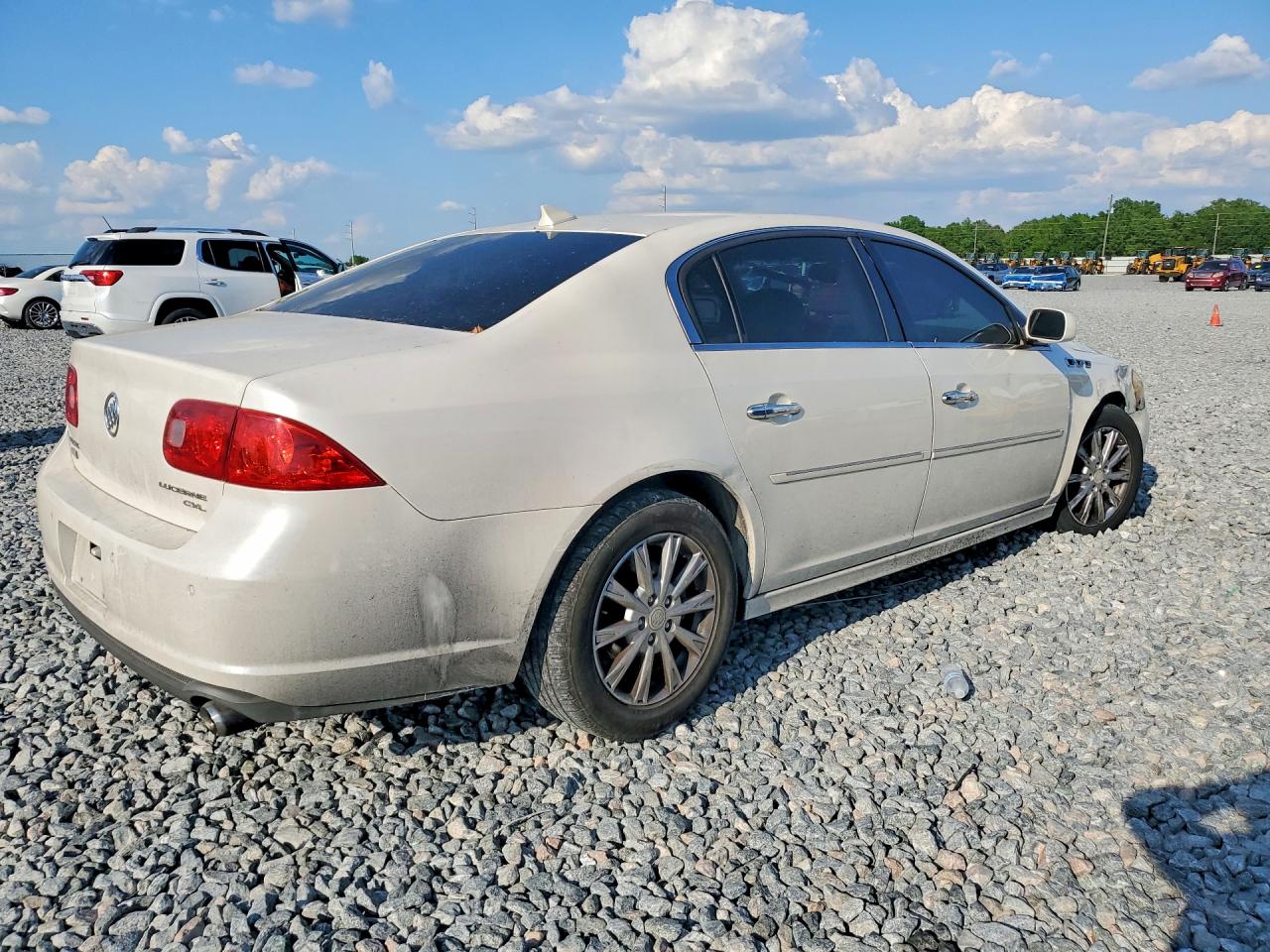 2011 Buick Lucerne Cxl Cream vin: 1G4HC5EM9BU131194