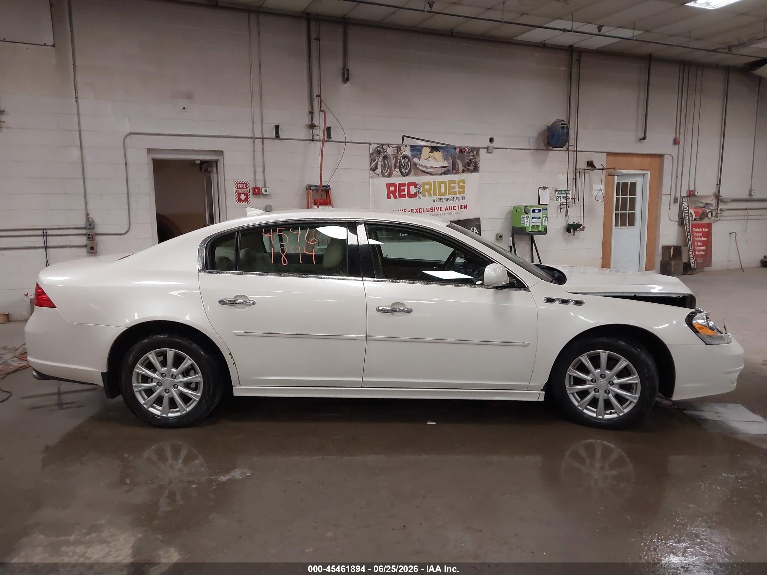 2011 Buick Lucerne Cxl White vin: 1G4HC5EM9BU142194