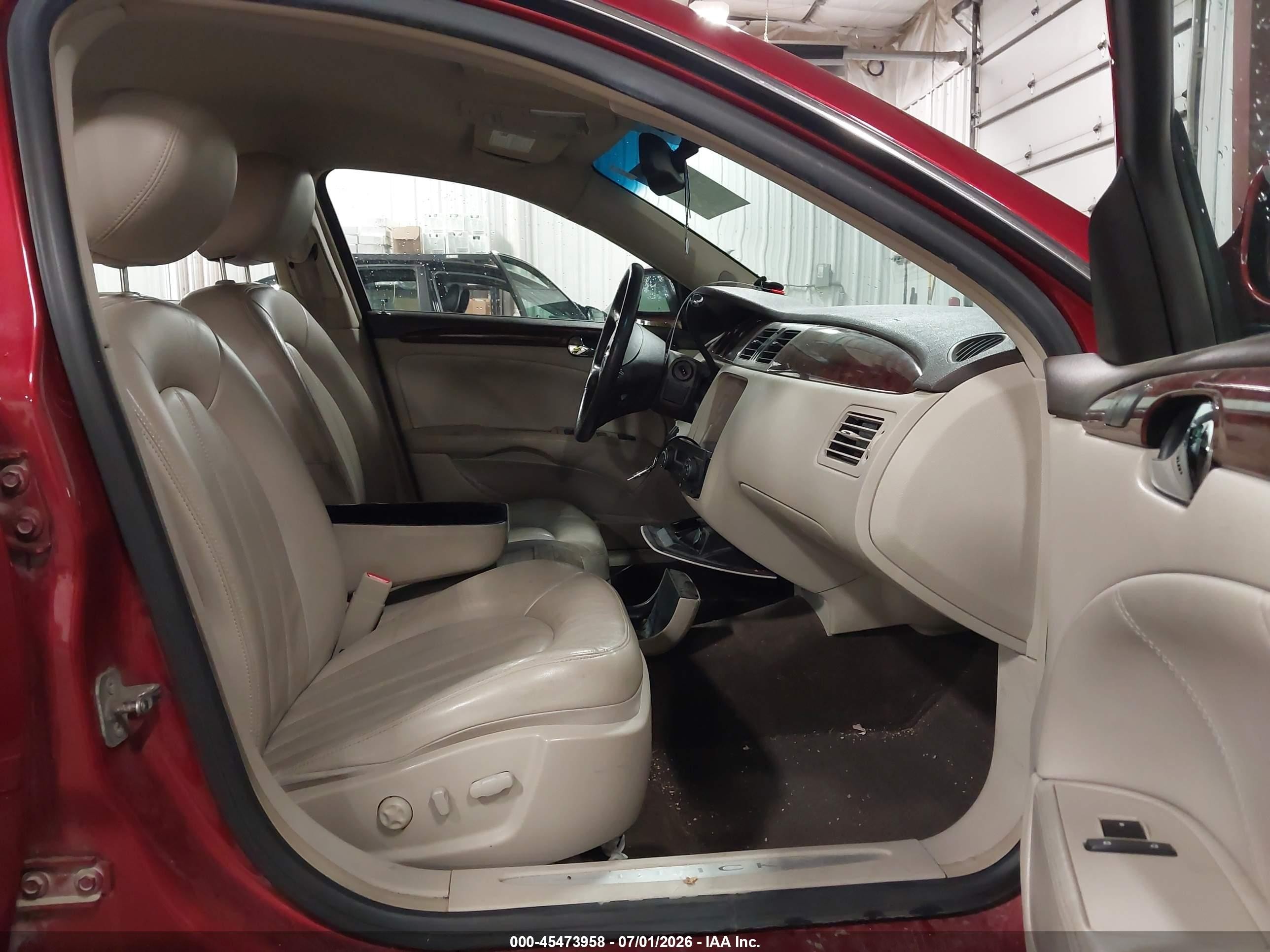 2010 Buick Lucerne Cxl Red vin: 1G4HC5EMXAU106352