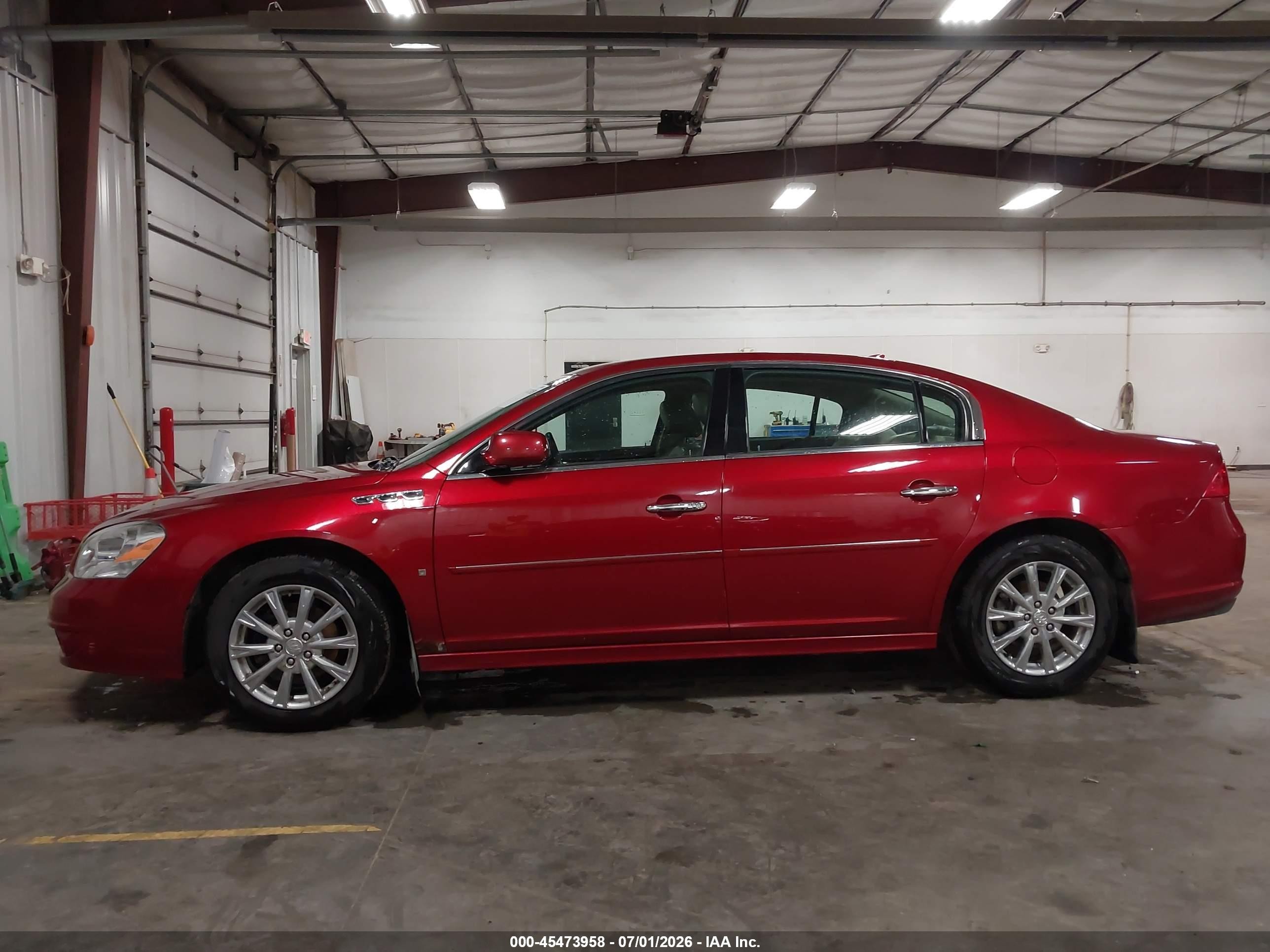2010 Buick Lucerne Cxl Red vin: 1G4HC5EMXAU106352