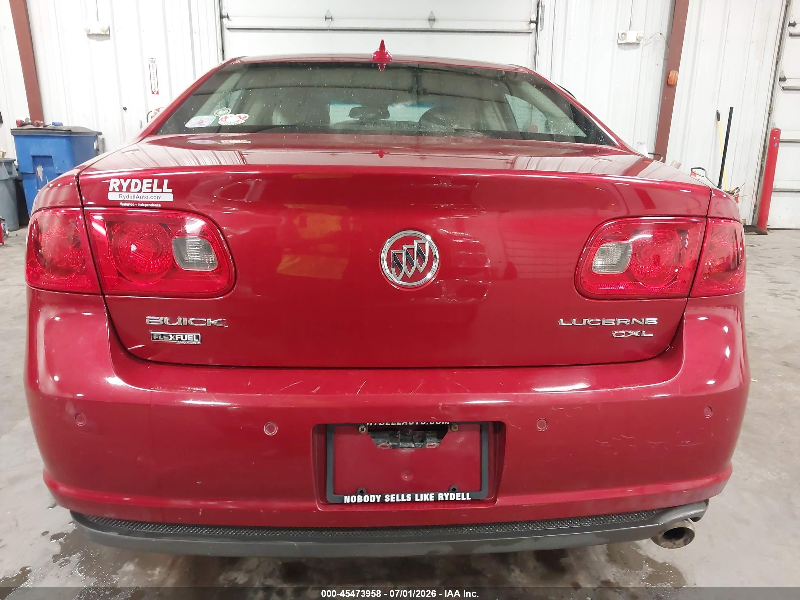 2010 Buick Lucerne Cxl Red vin: 1G4HC5EMXAU106352