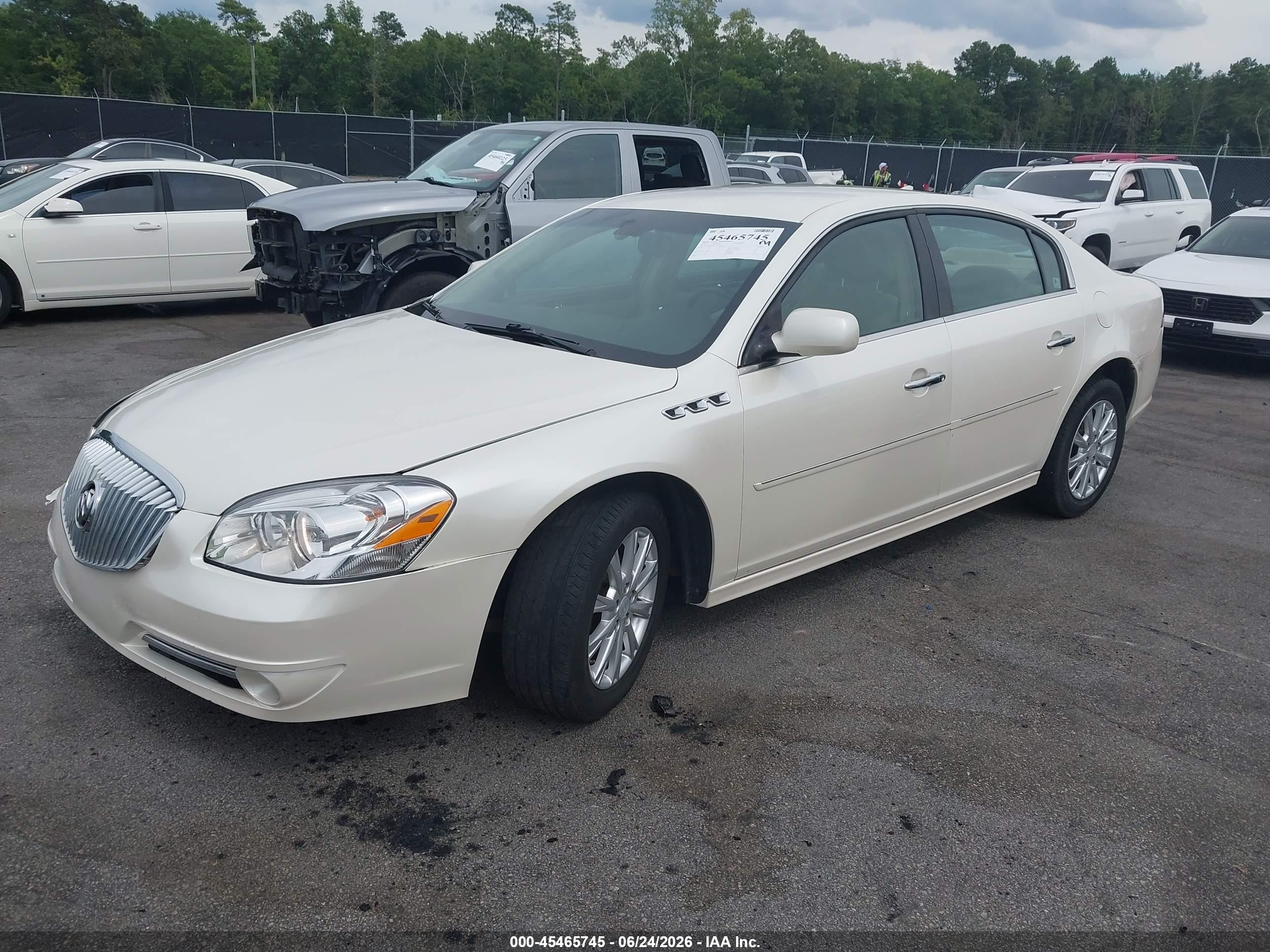 2010 Buick Lucerne Cxl White vin: 1G4HC5EMXAU132756